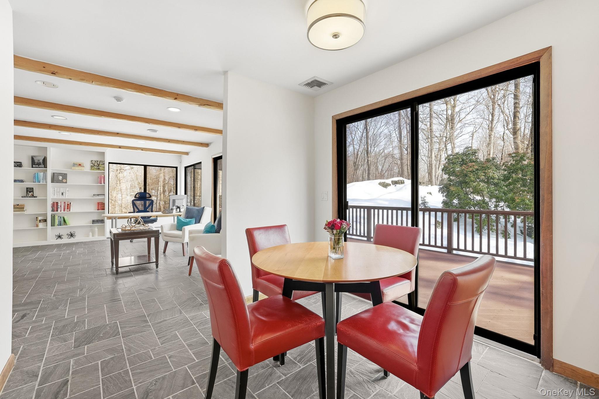 #11 photo, 114 Old Lyme Road, 뉴욕주 Chappaqua , NY 10514