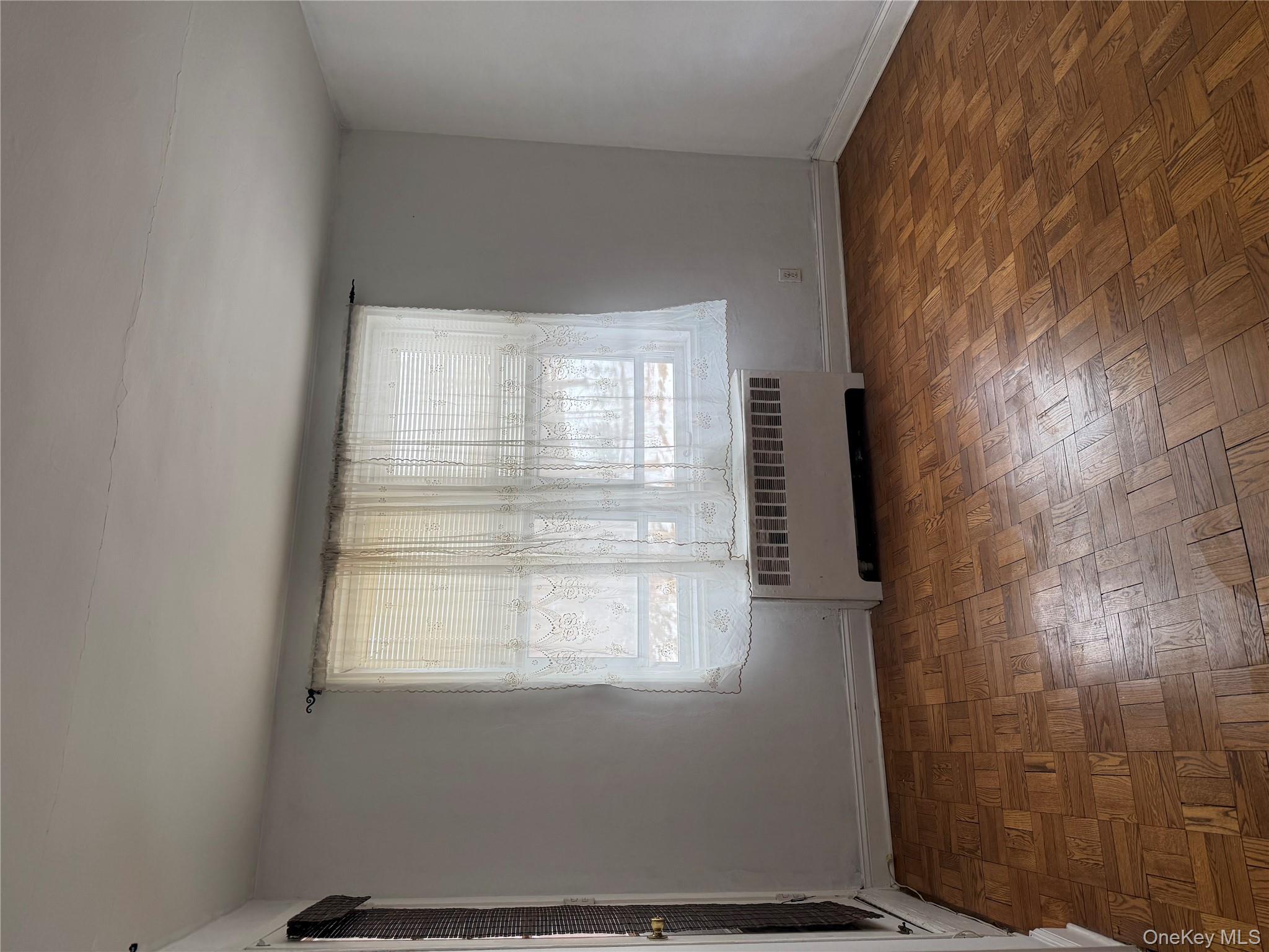 #3 photo, 1133 Midland Avenue, Bronxville , NY 10708