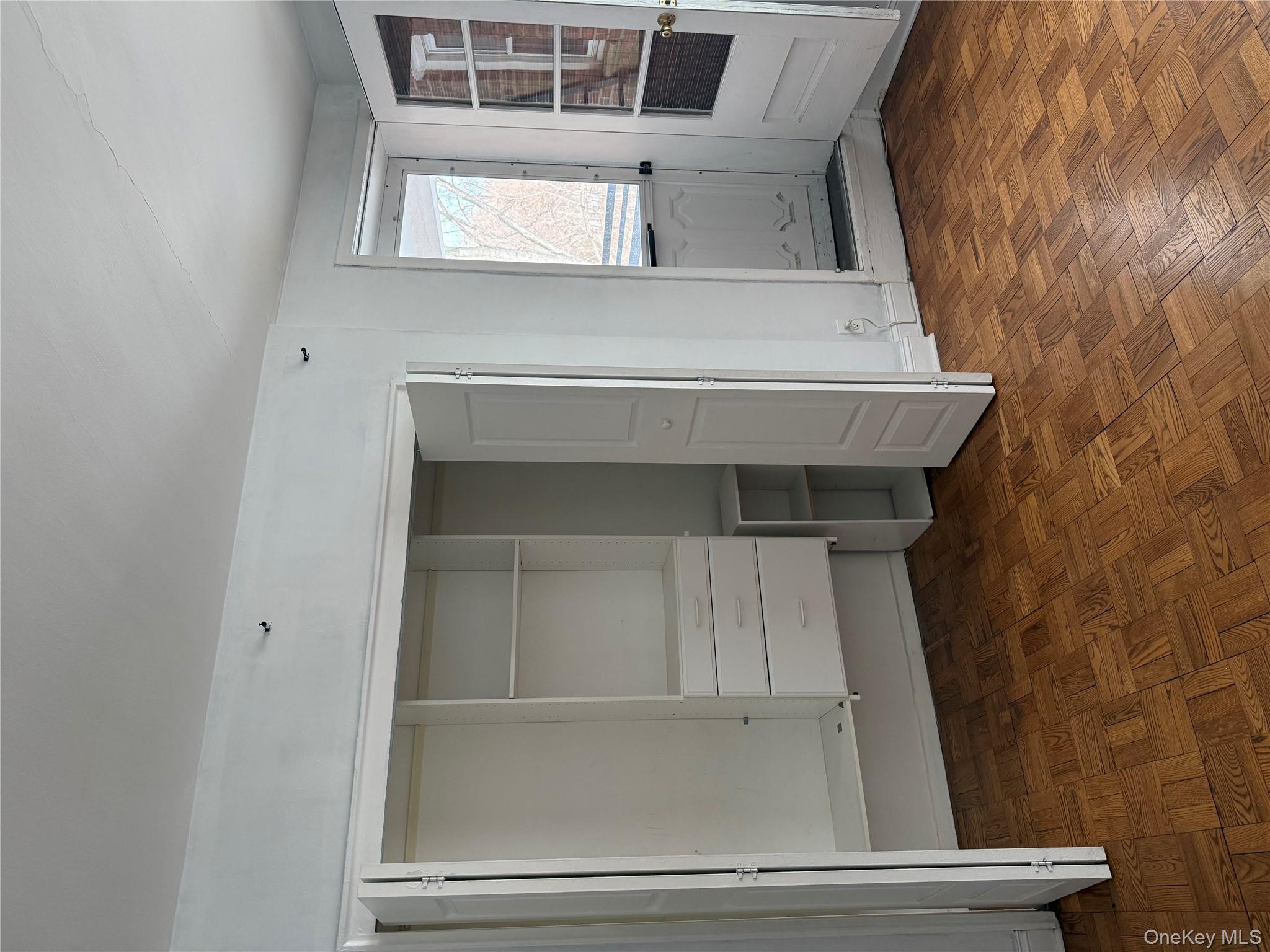 #5 photo, 1133 Midland Avenue, Bronxville , NY 10708