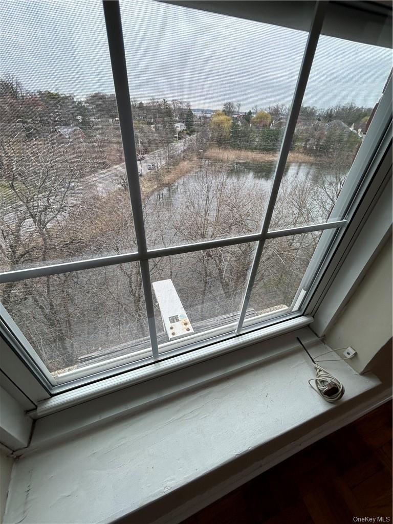 #11 photo, 220 Pelham Road, New Rochelle , NY 10805