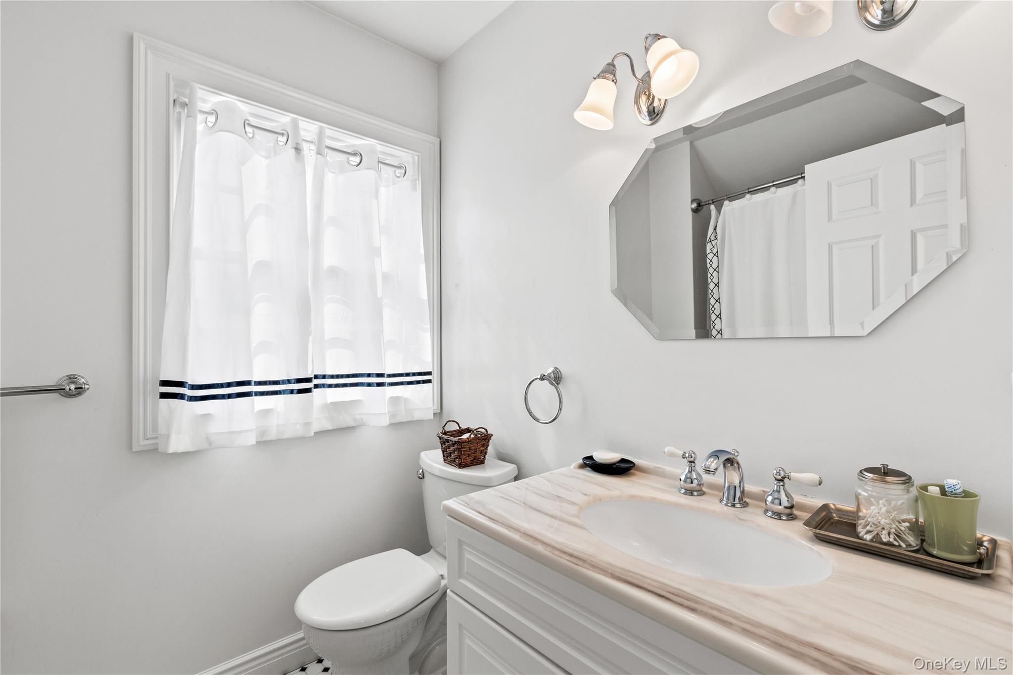 #18 photo, 69 Brevoort Lane, Rye , NY 10580