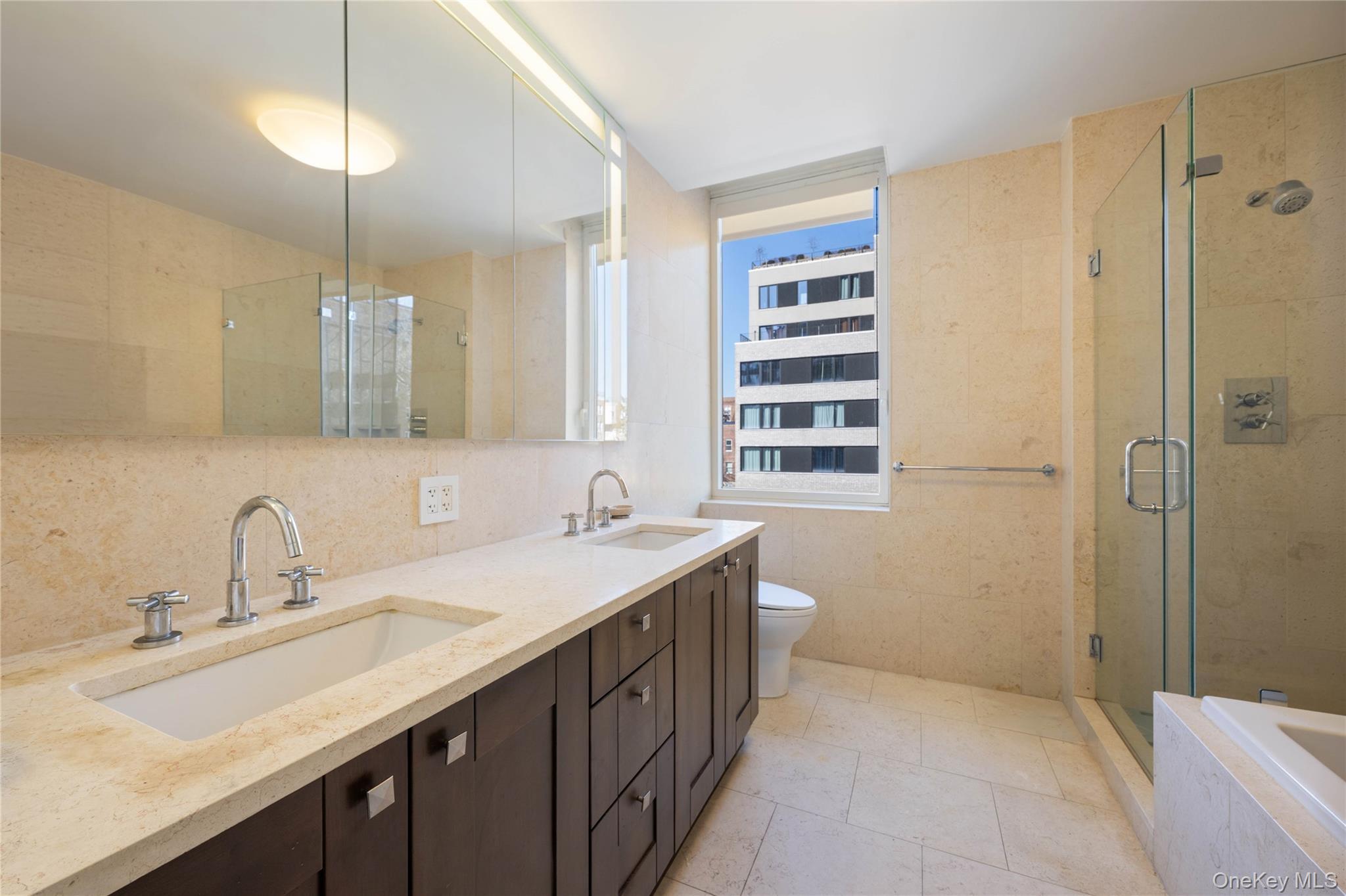 #6 photo, 640 W 237th Street, ব্রঙ্কস Bronx , NY 10463