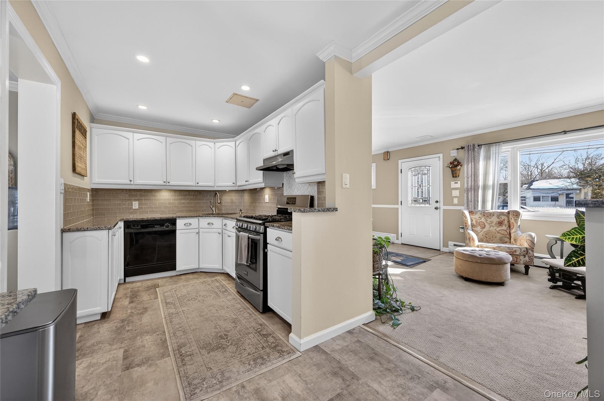 #8 photo, 148 Malts Avenue, West Islip , NY 11795