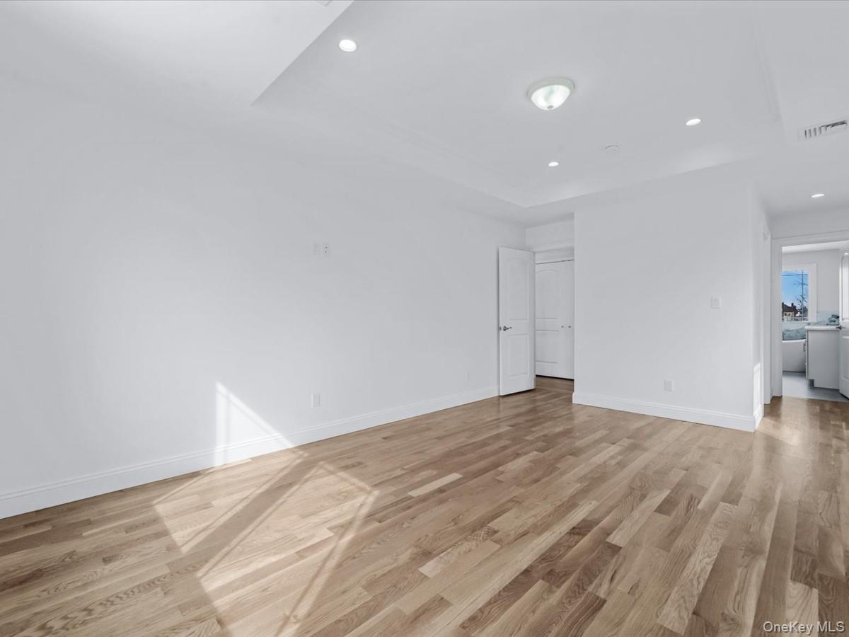 #17 photo, 42 Williamson Street, East Rockaway , NY 11518