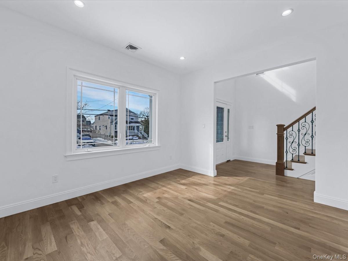 #4 photo, 42 Williamson Street, East Rockaway , NY 11518