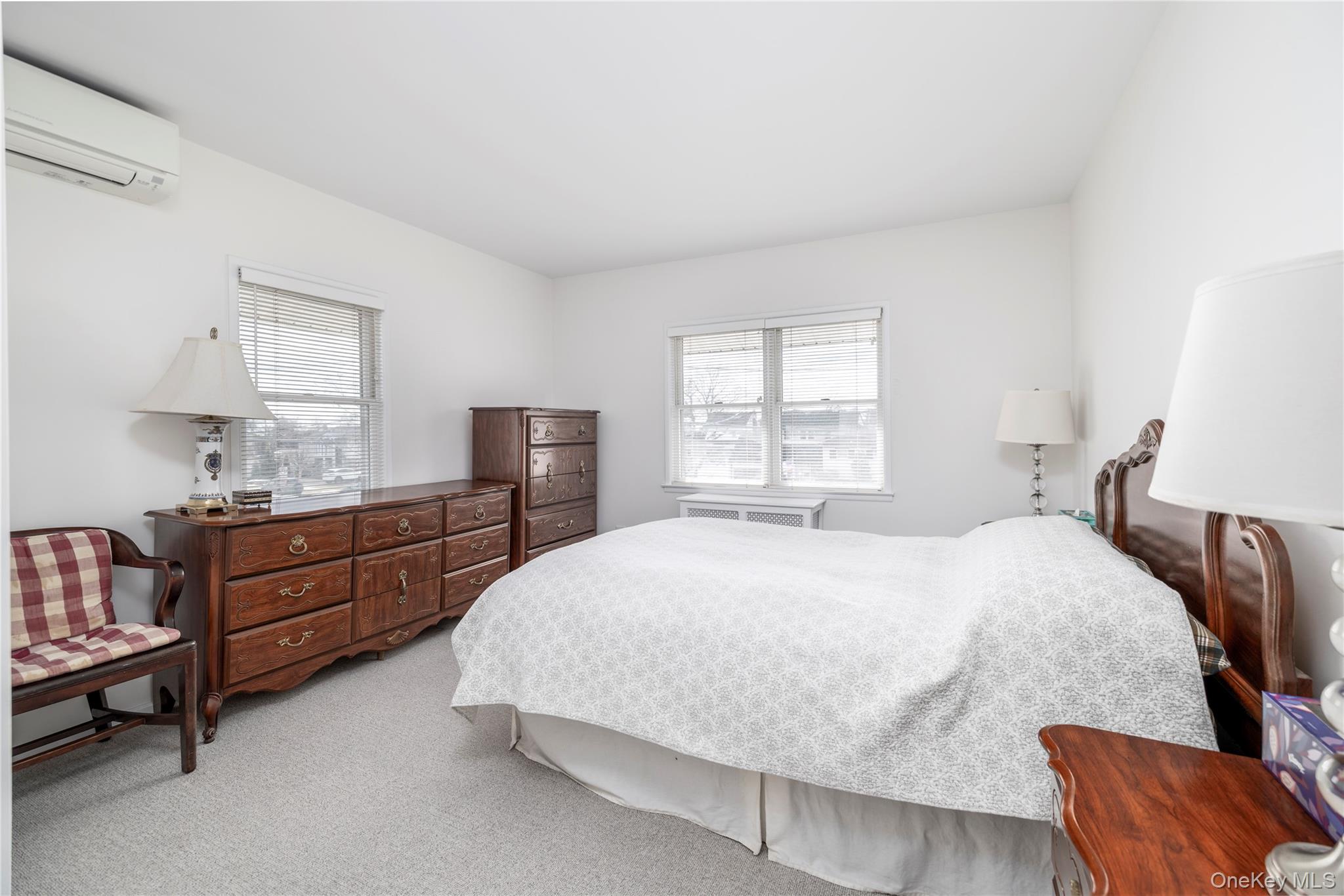 #19 photo, 36 W Windsor Parkway, Oceanside , NY 11572