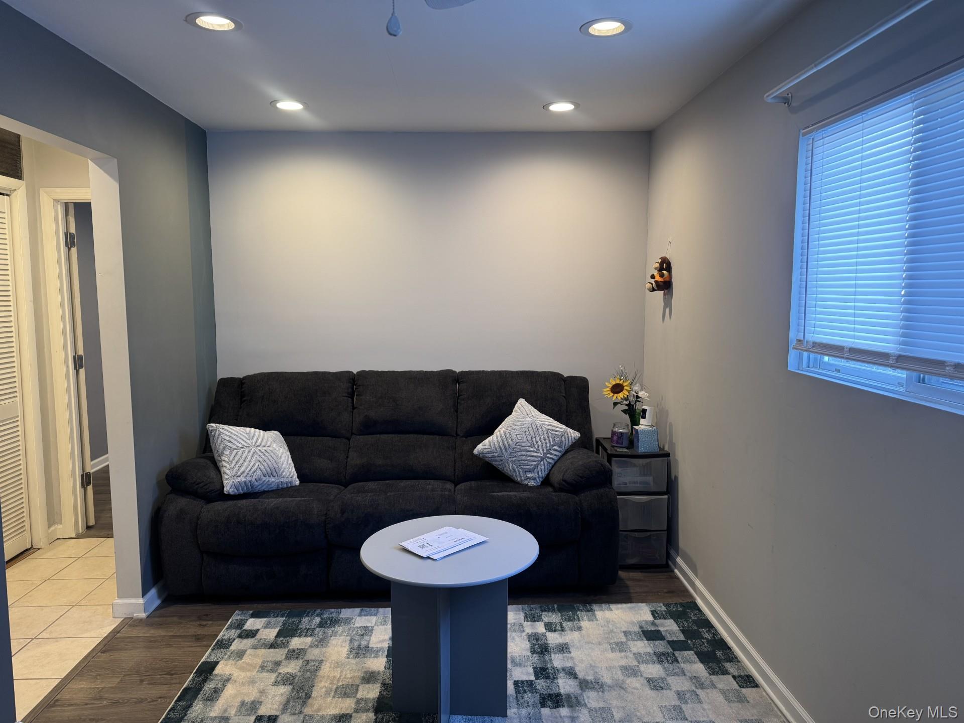 #2 photo, 1520 N Thompson Drive, Bay Shore , NY 11706