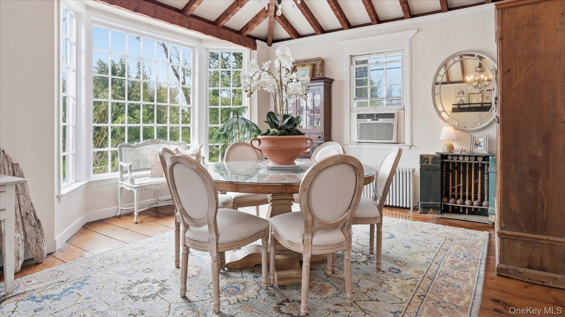 #13 photo, 5 Wendover Road, Setauket , NY 11733