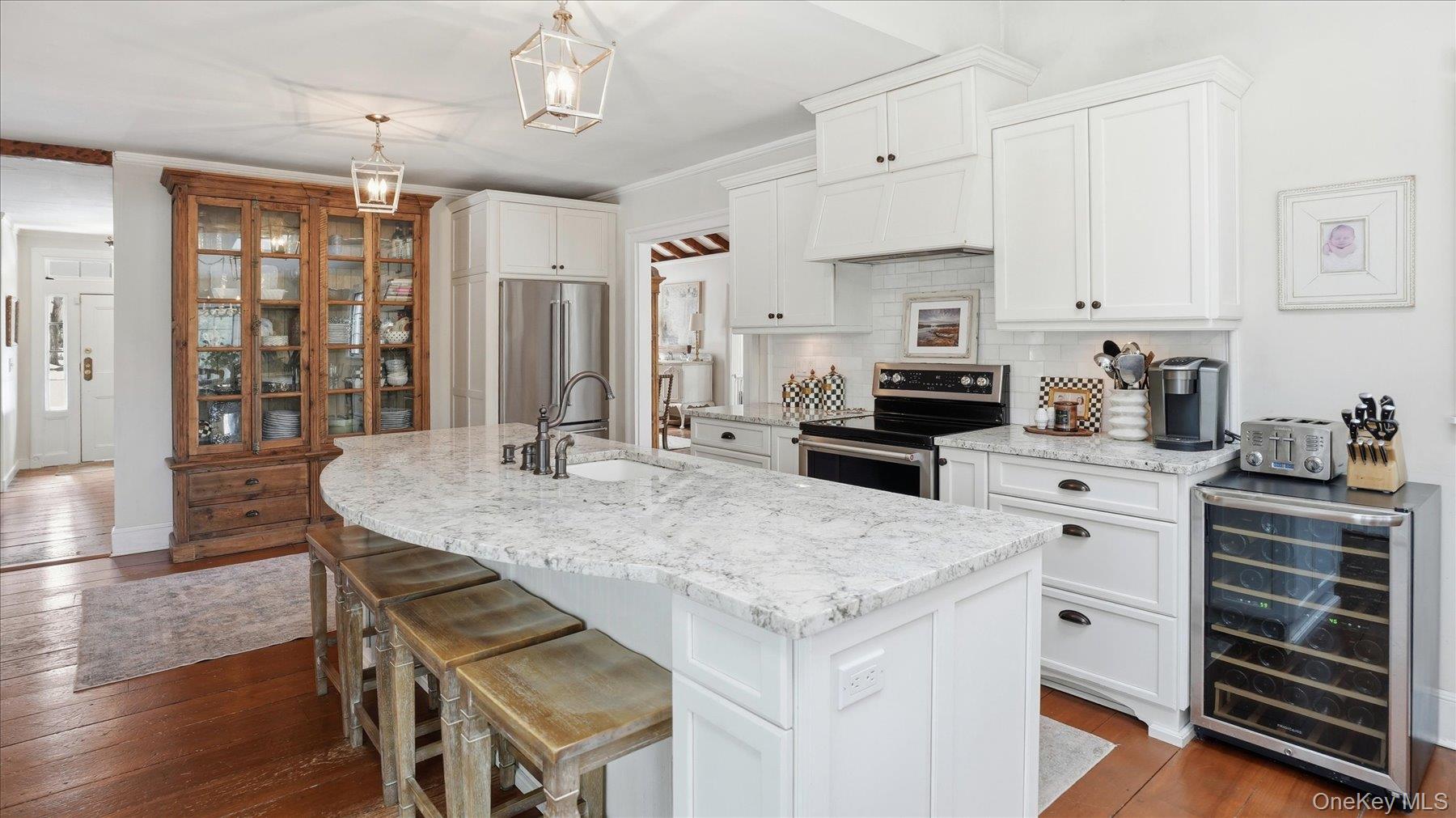 #16 photo, 5 Wendover Road, Setauket , NY 11733