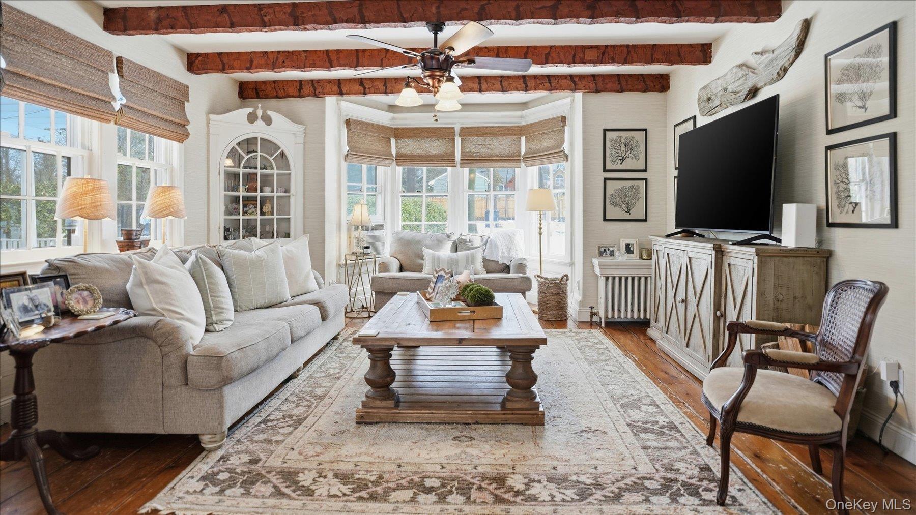 #7 photo, 5 Wendover Road, Setauket , NY 11733