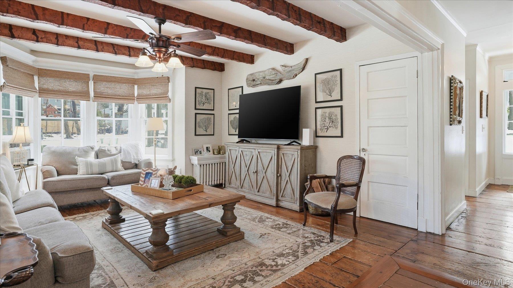 #9 photo, 5 Wendover Road, Setauket , NY 11733