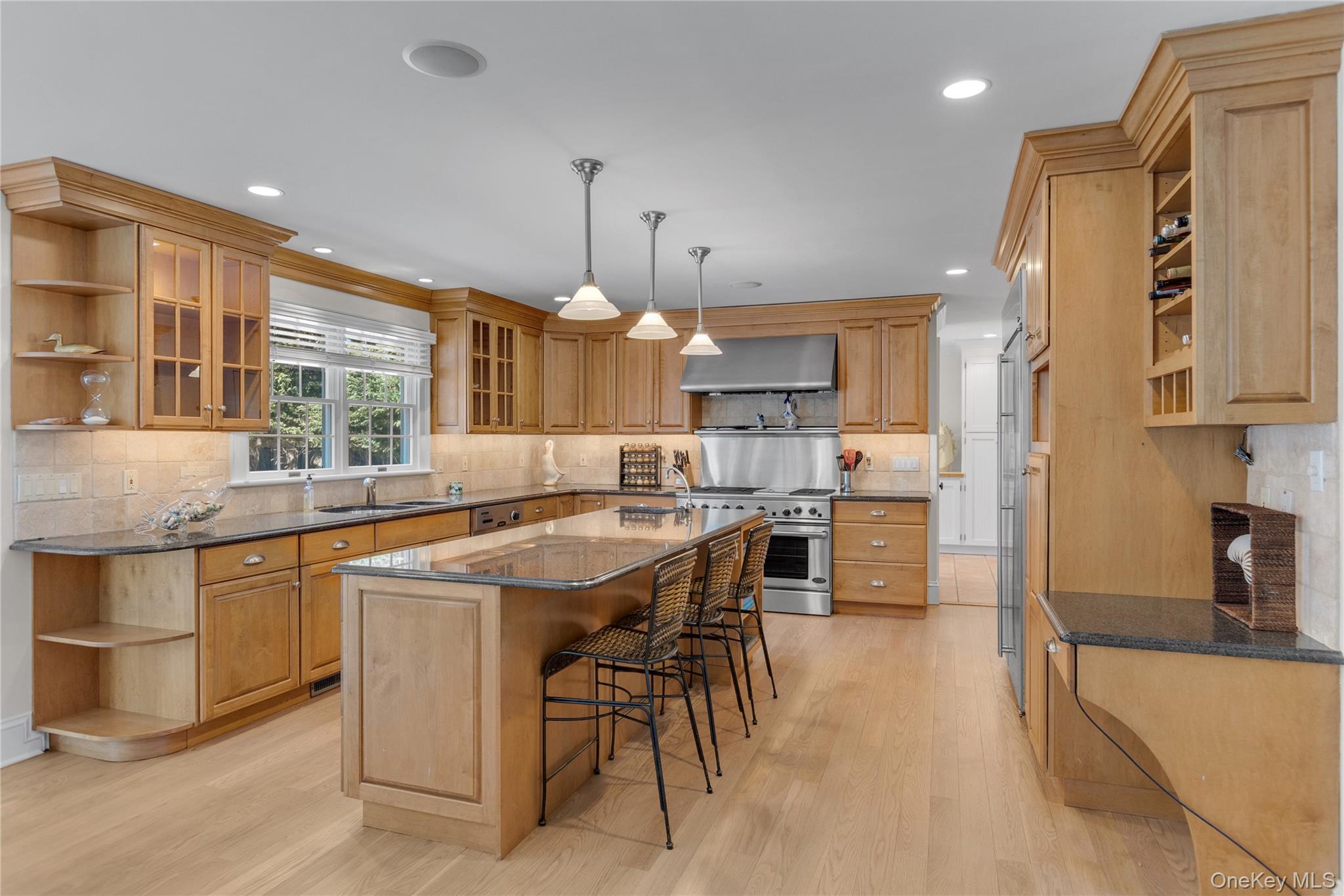 #6 photo, 18 Landing Lane, East Quogue , NY 11942