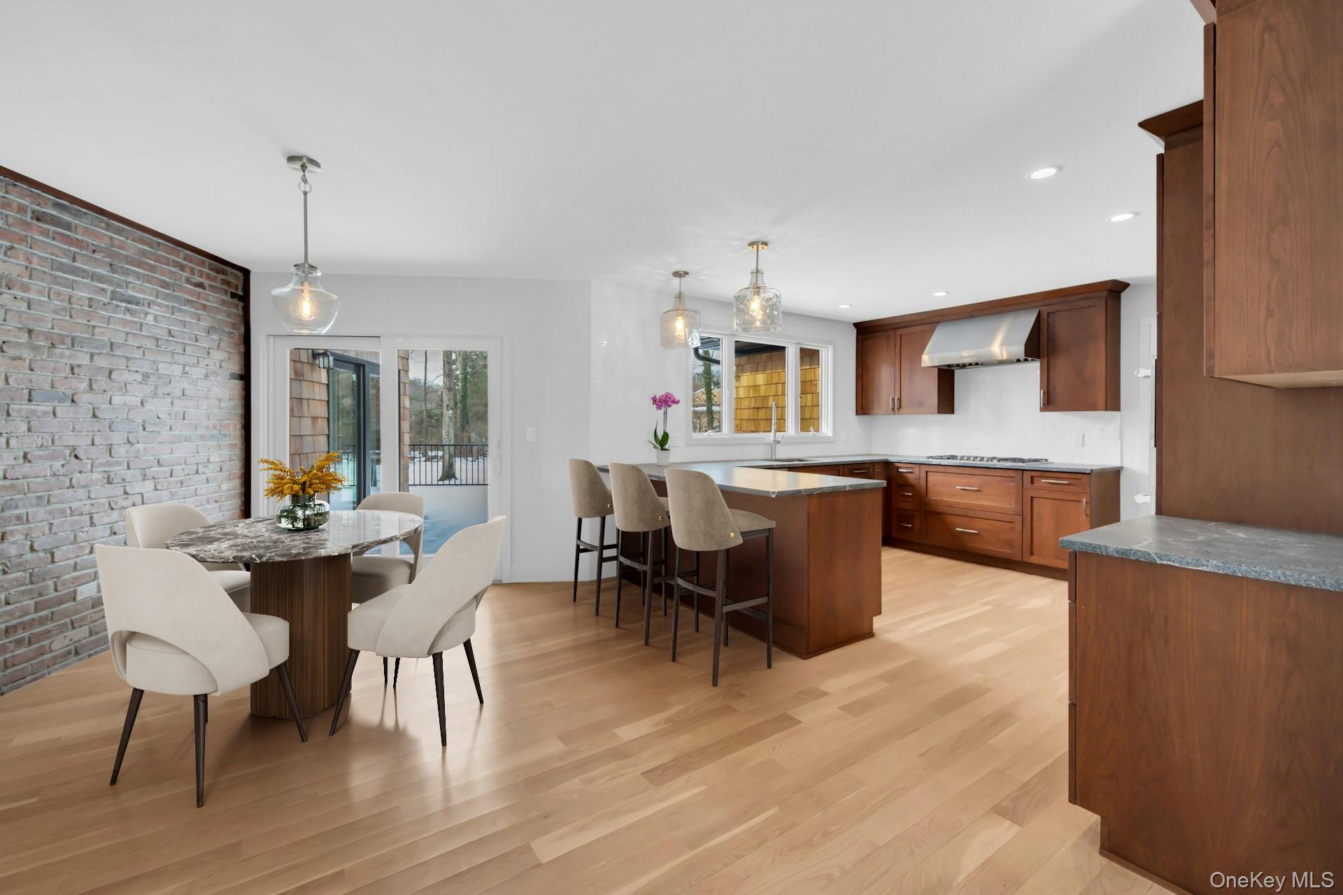 #11 photo, 4 Northwood Court, Woodbury , NY 11797