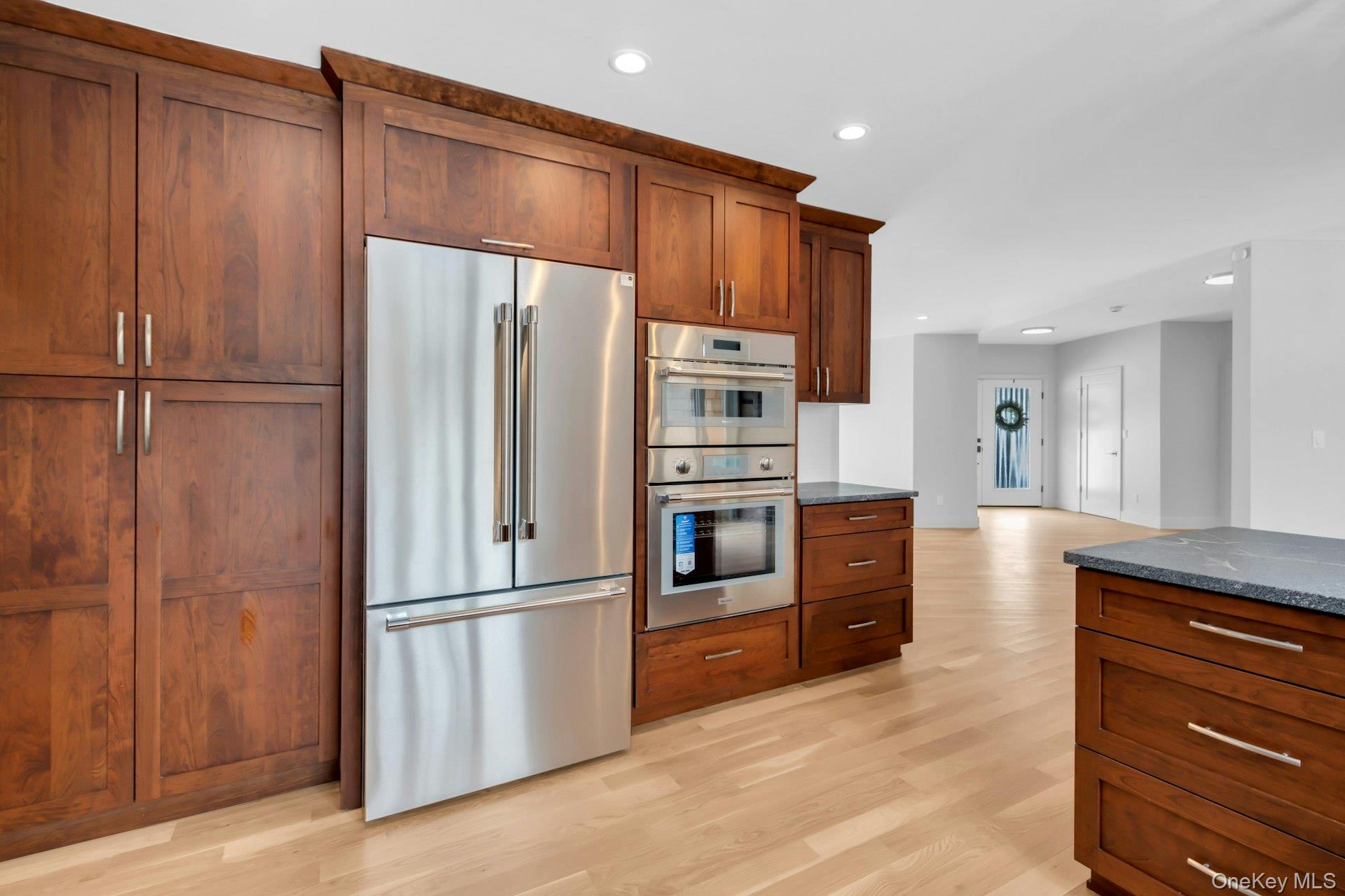 #13 photo, 4 Northwood Court, Woodbury , NY 11797