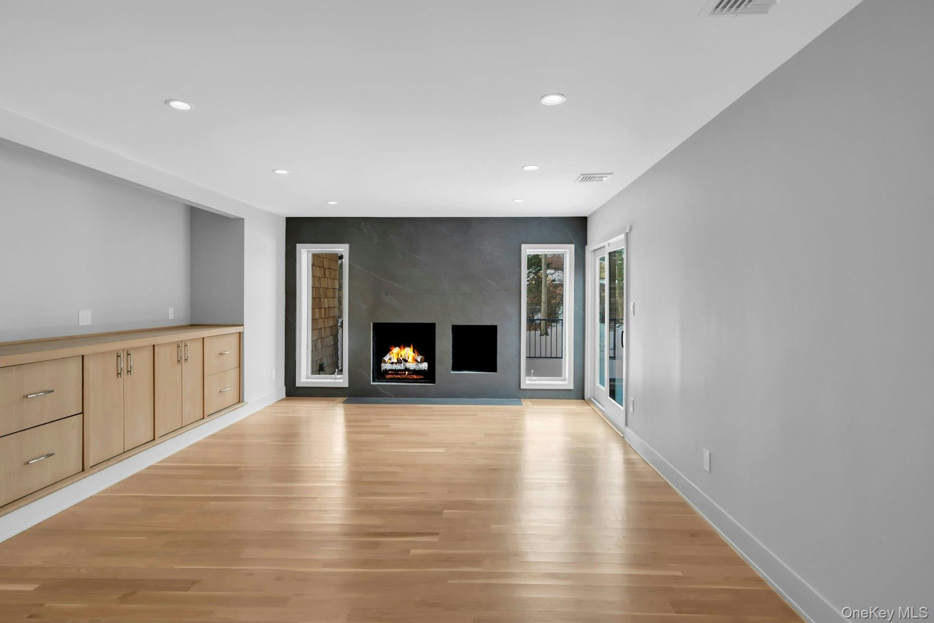 #8 photo, 4 Northwood Court, Woodbury , NY 11797