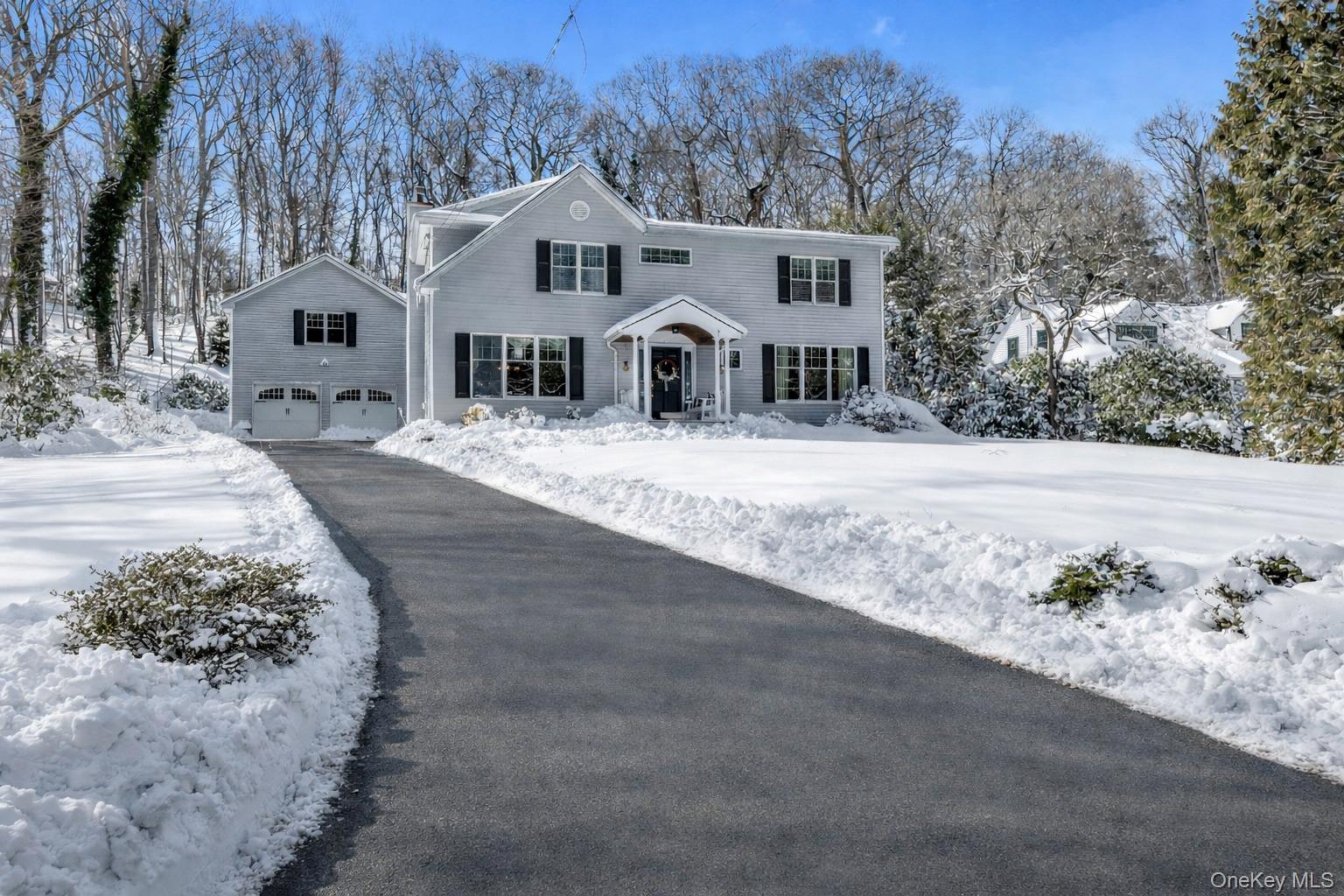 #1 photo, 251 Vineyard Road, সাফোক কাউন্টি Huntington Bay , NY 11743