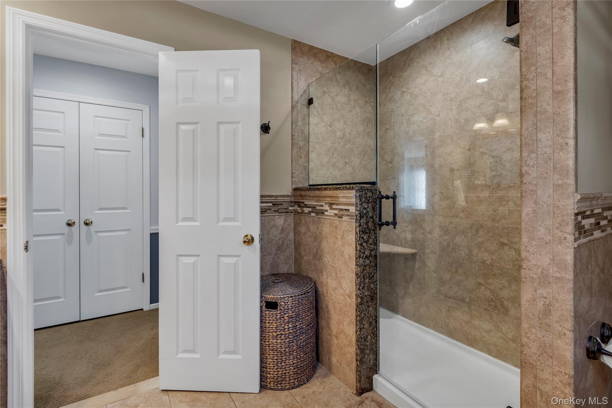 #17 photo, 251 Vineyard Road, সাফোক কাউন্টি Huntington Bay , NY 11743