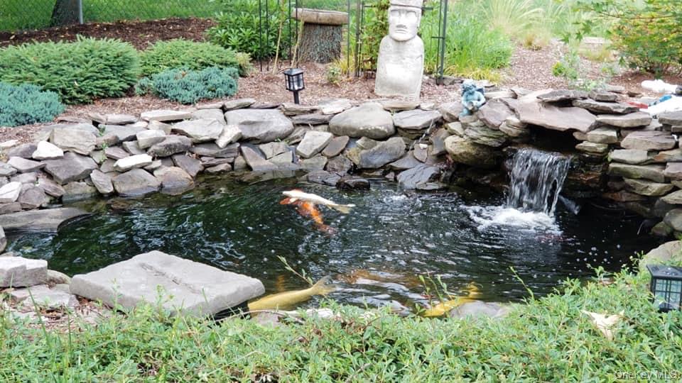 #19 photo, 263 N Bicycle Path, सफ़ोक काउंटी Selden , NY 11784