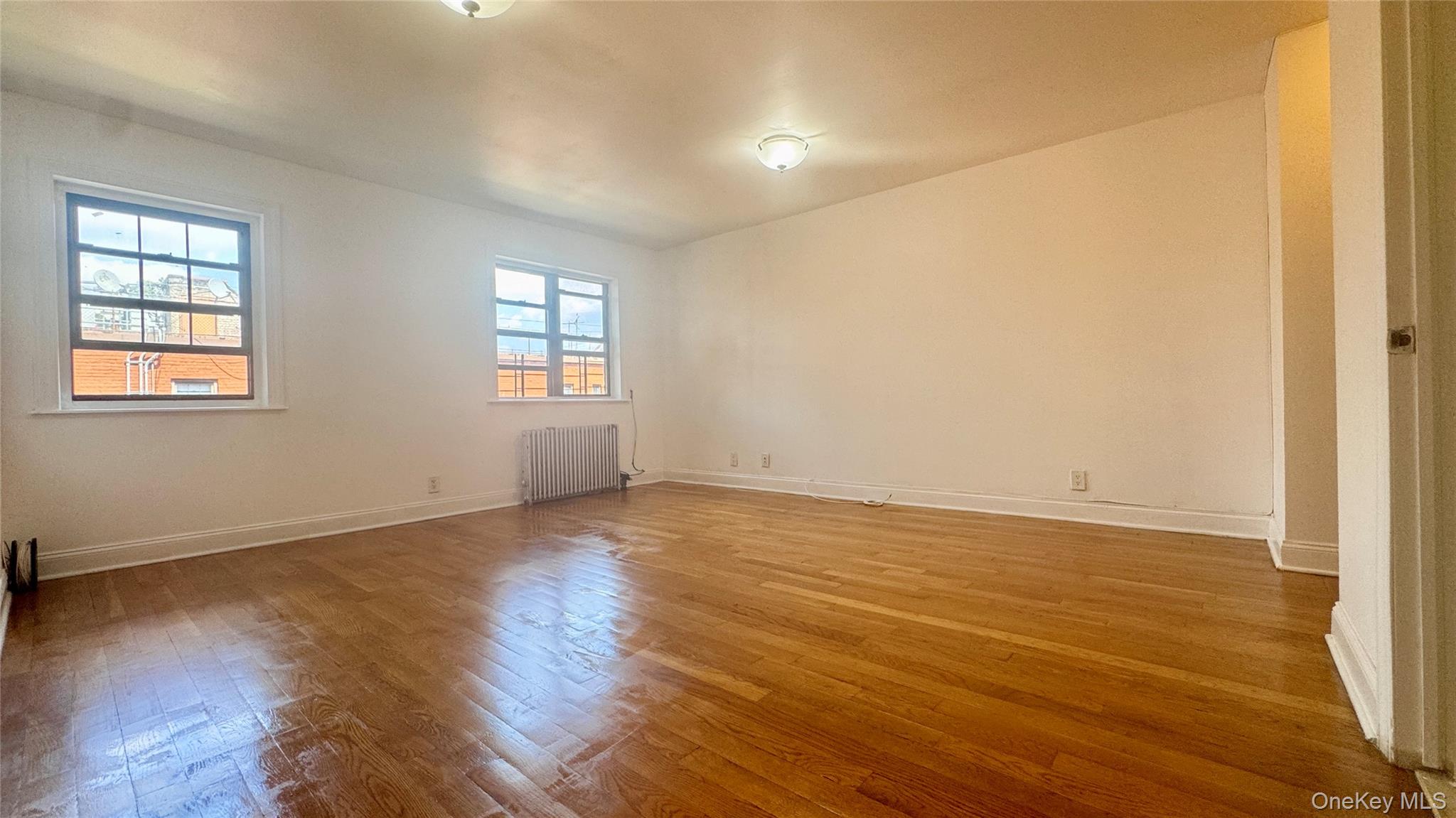 #6 photo, 14133 78th Ave, কুইন্‌স Kew Garden Hills , NY 11367