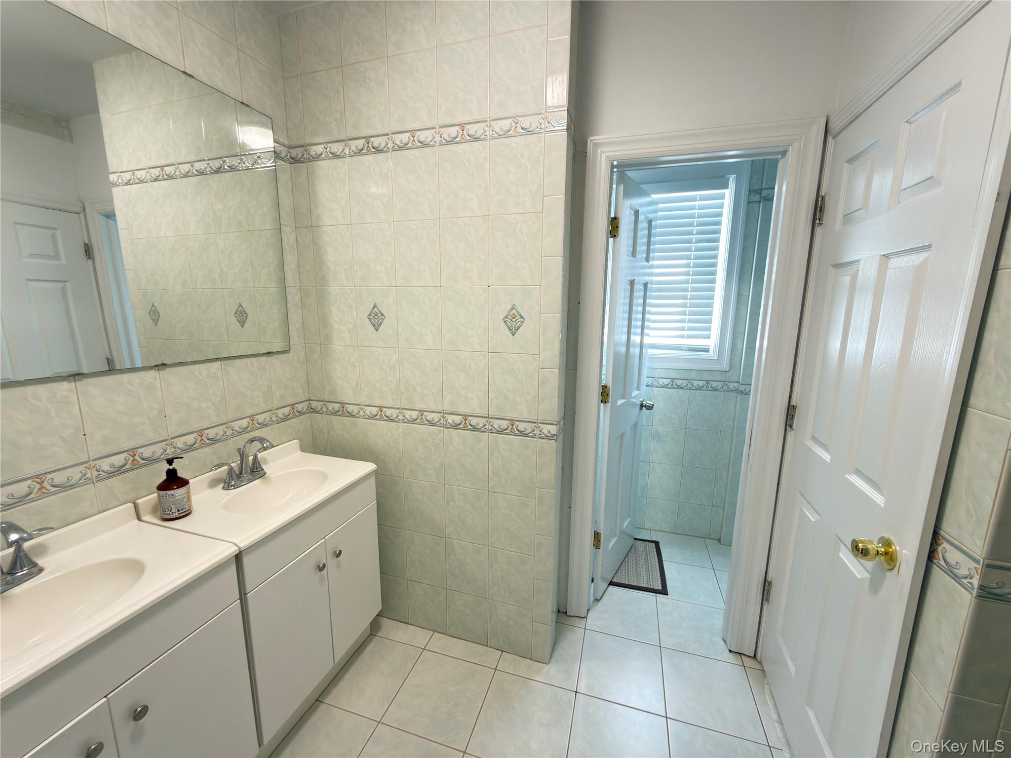 #19 photo, 48 Church Street, سوفولك Patchogue , NY 11772