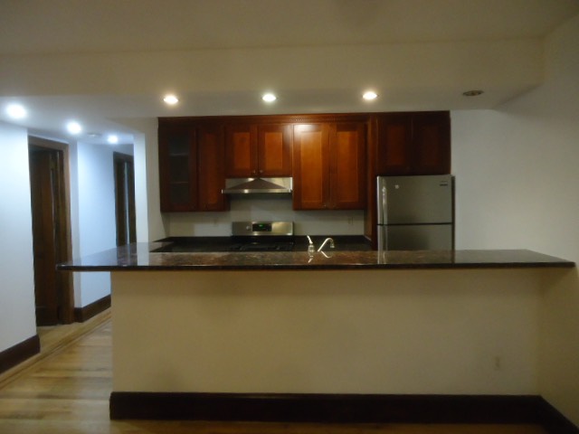 #11 photo, 207 CARLTON AVENUE , #1, Fort Greene , NY 11205