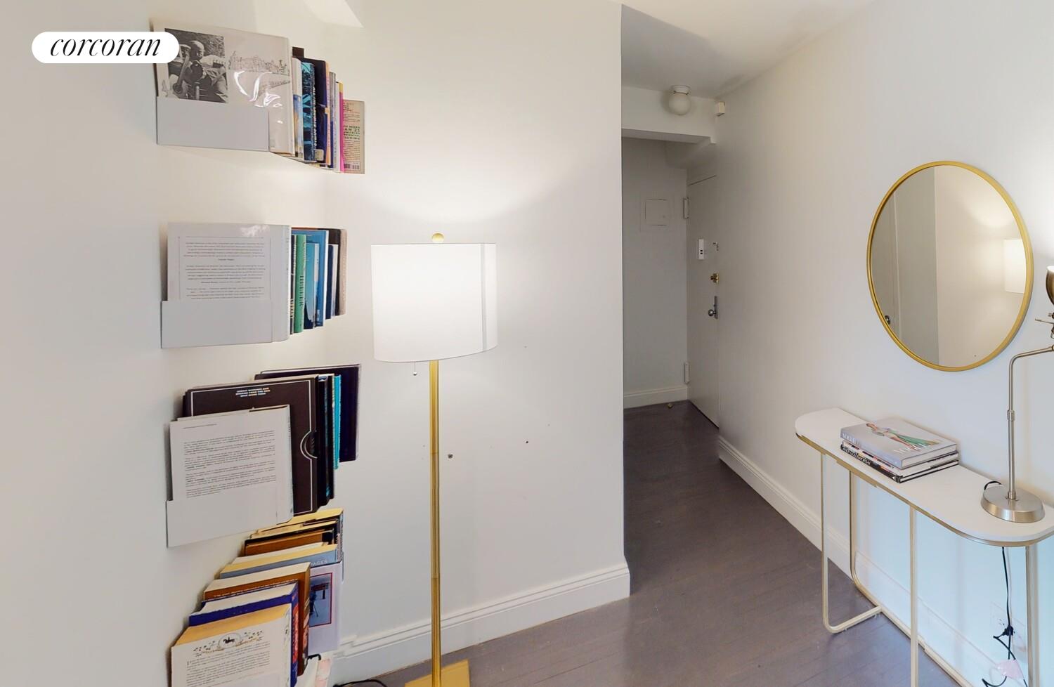 #7 photo, 11 5TH Avenue, मैनहटन Greenwich Village , NY 10003