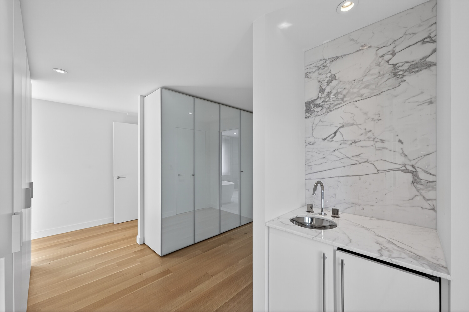 #13 photo, 135 W 52ND Street, Midtown , NY 10019