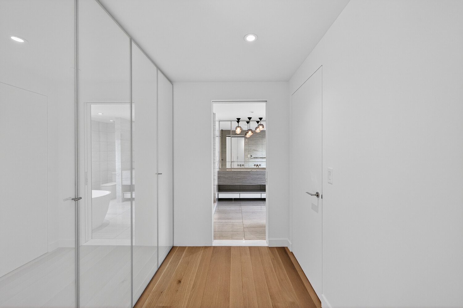 #14 photo, 135 W 52ND Street, Midtown , NY 10019