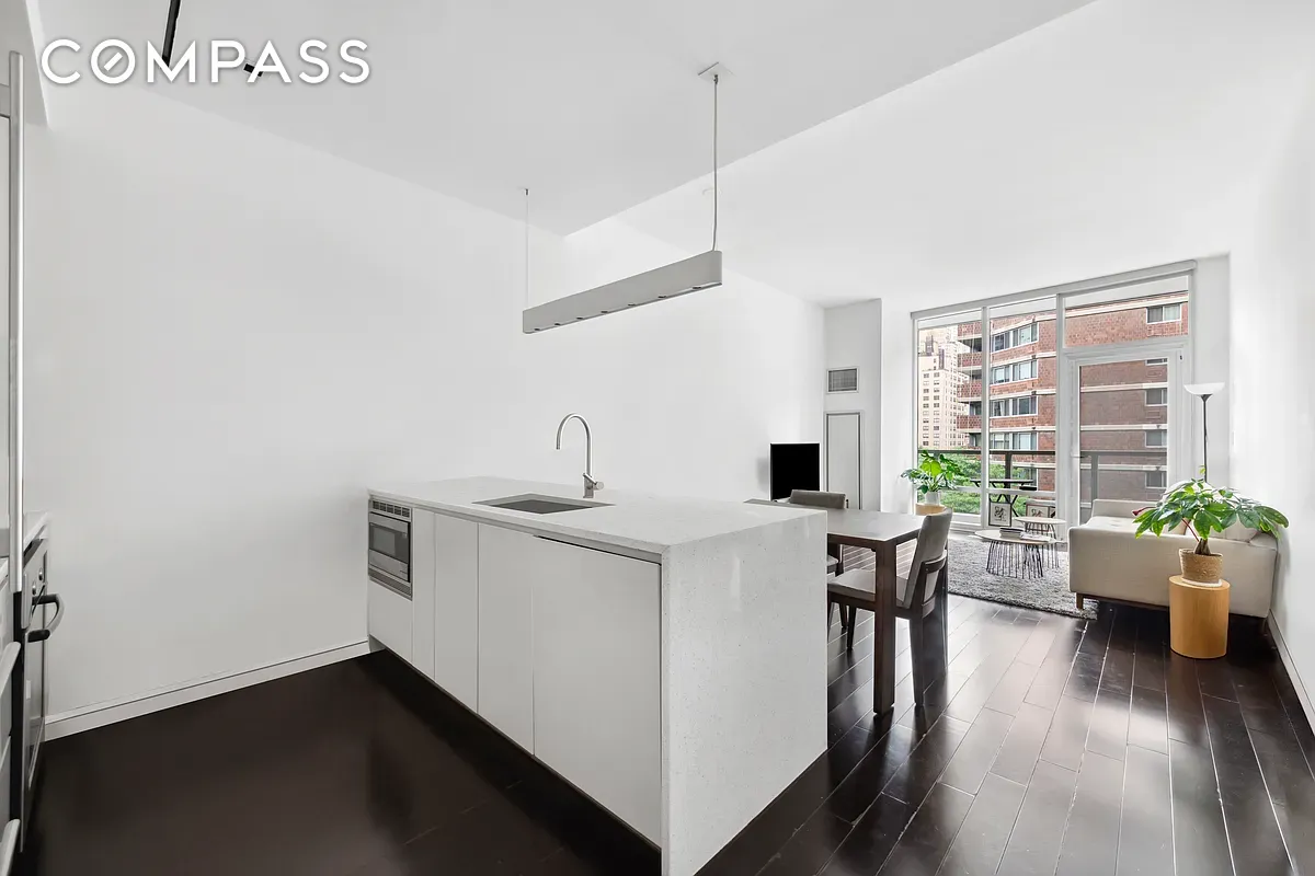 #5 photo, 300 E 23rd Street, मैनहटन Gramercy Park , NY 10010