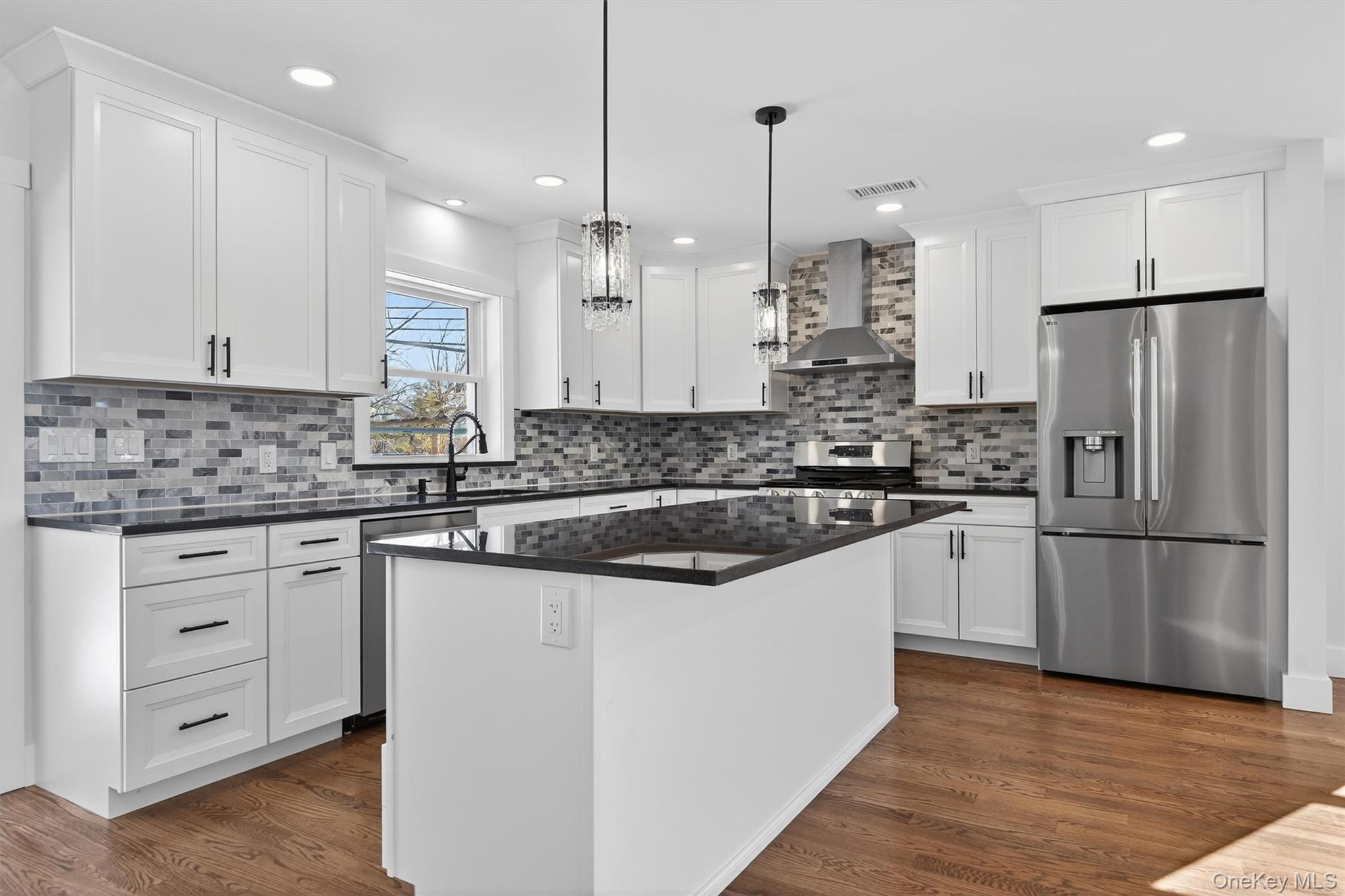 #12 photo, 864 Route 17M, Middletown , NY 10940