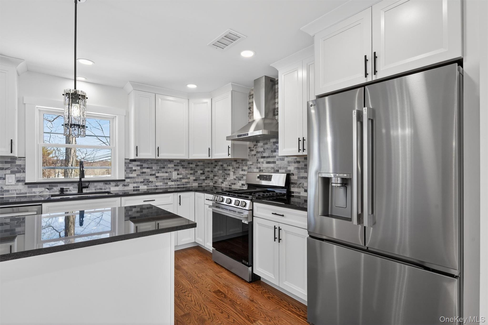 #13 photo, 864 Route 17M, Middletown , NY 10940