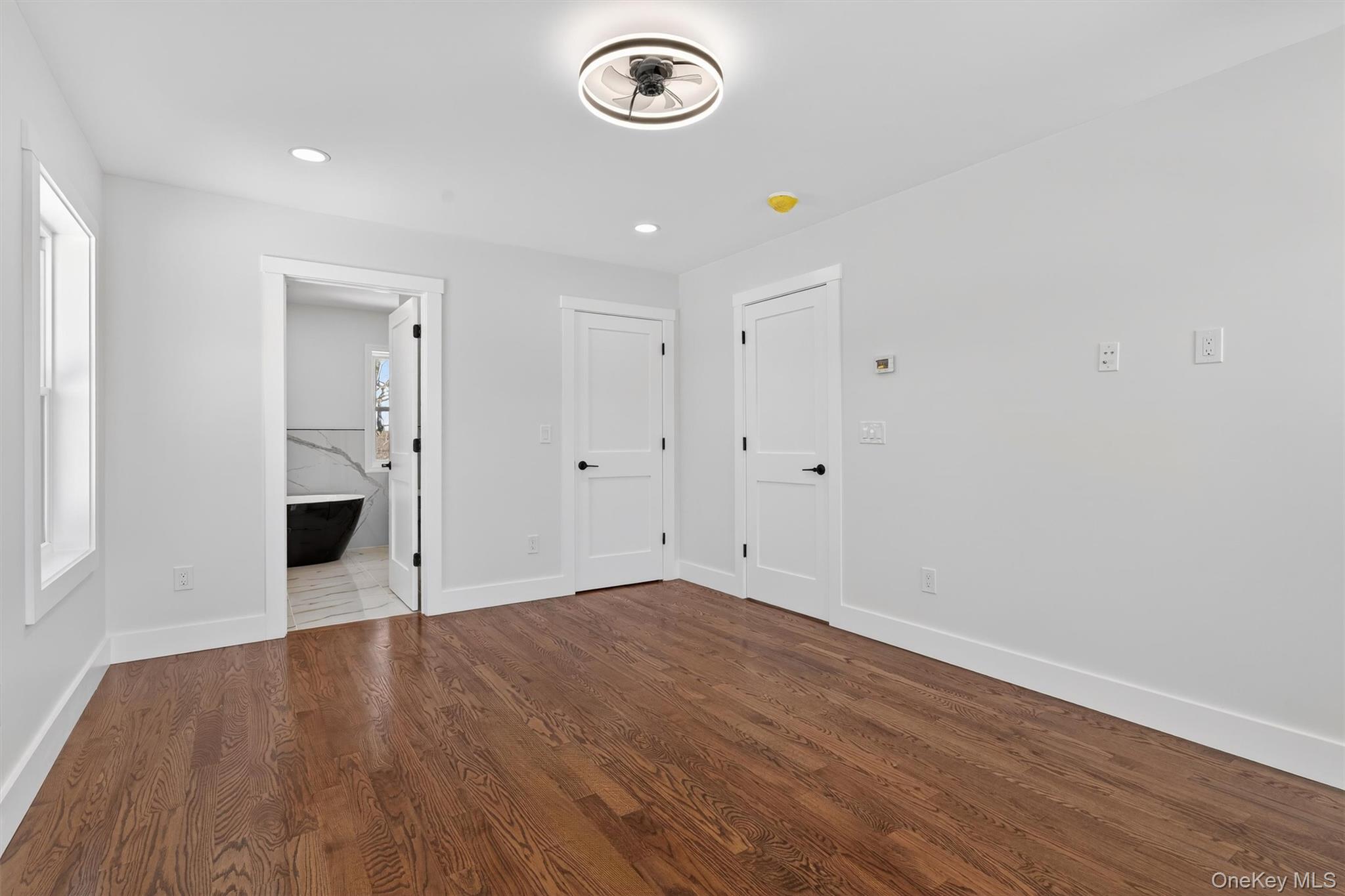 #20 photo, 864 Route 17M, Middletown , NY 10940