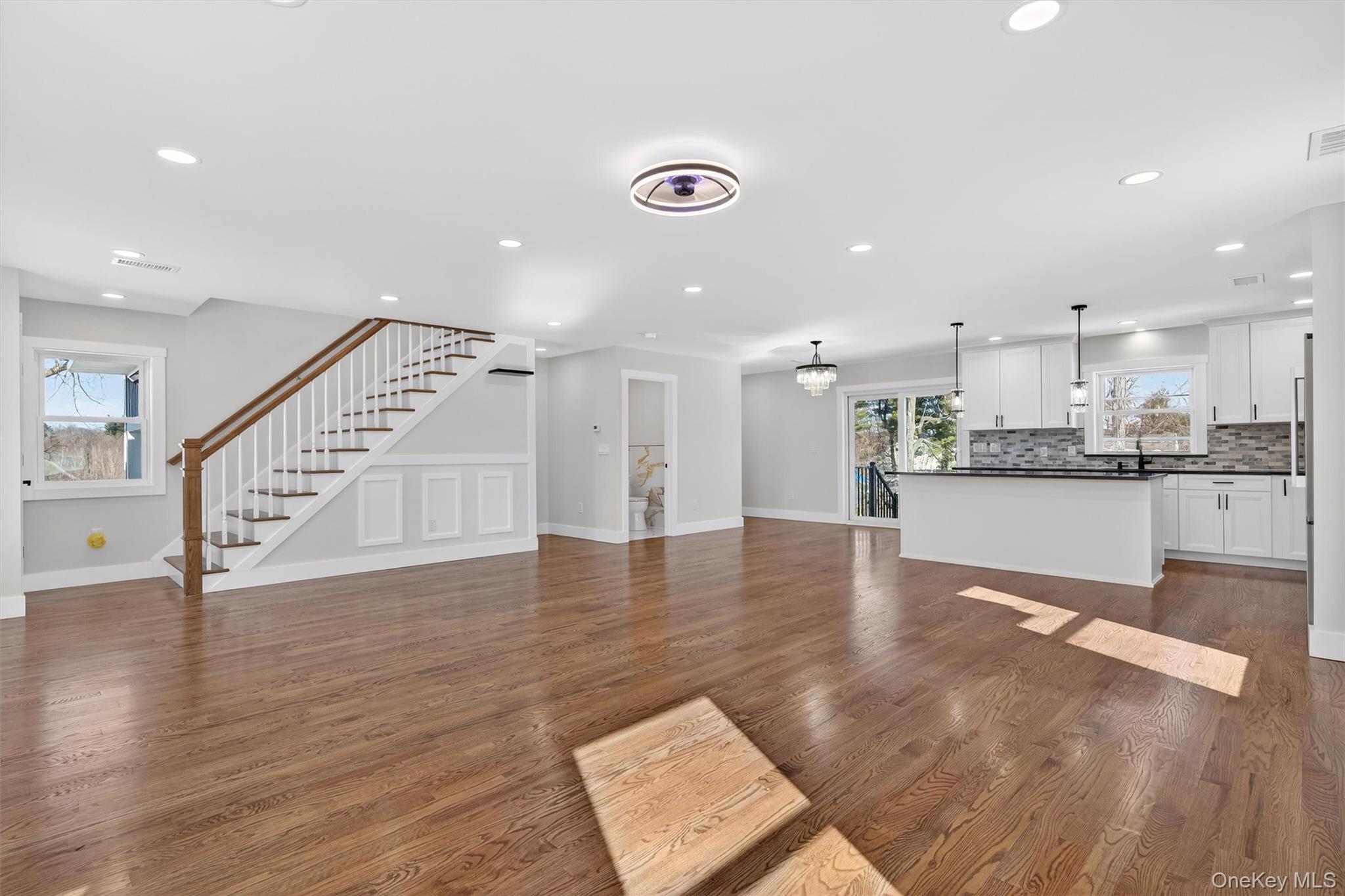 #6 photo, 864 Route 17M, Middletown , NY 10940