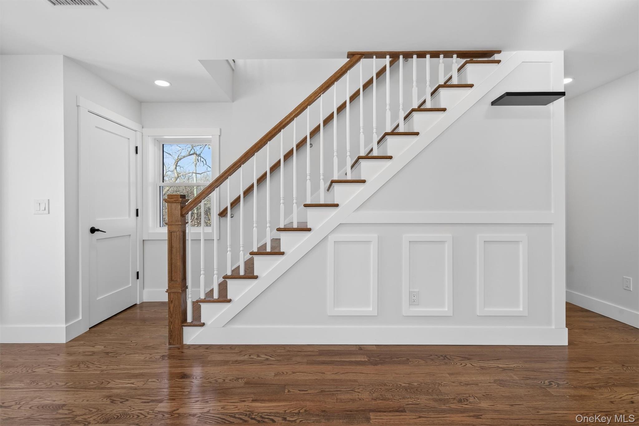 #7 photo, 864 Route 17M, Middletown , NY 10940