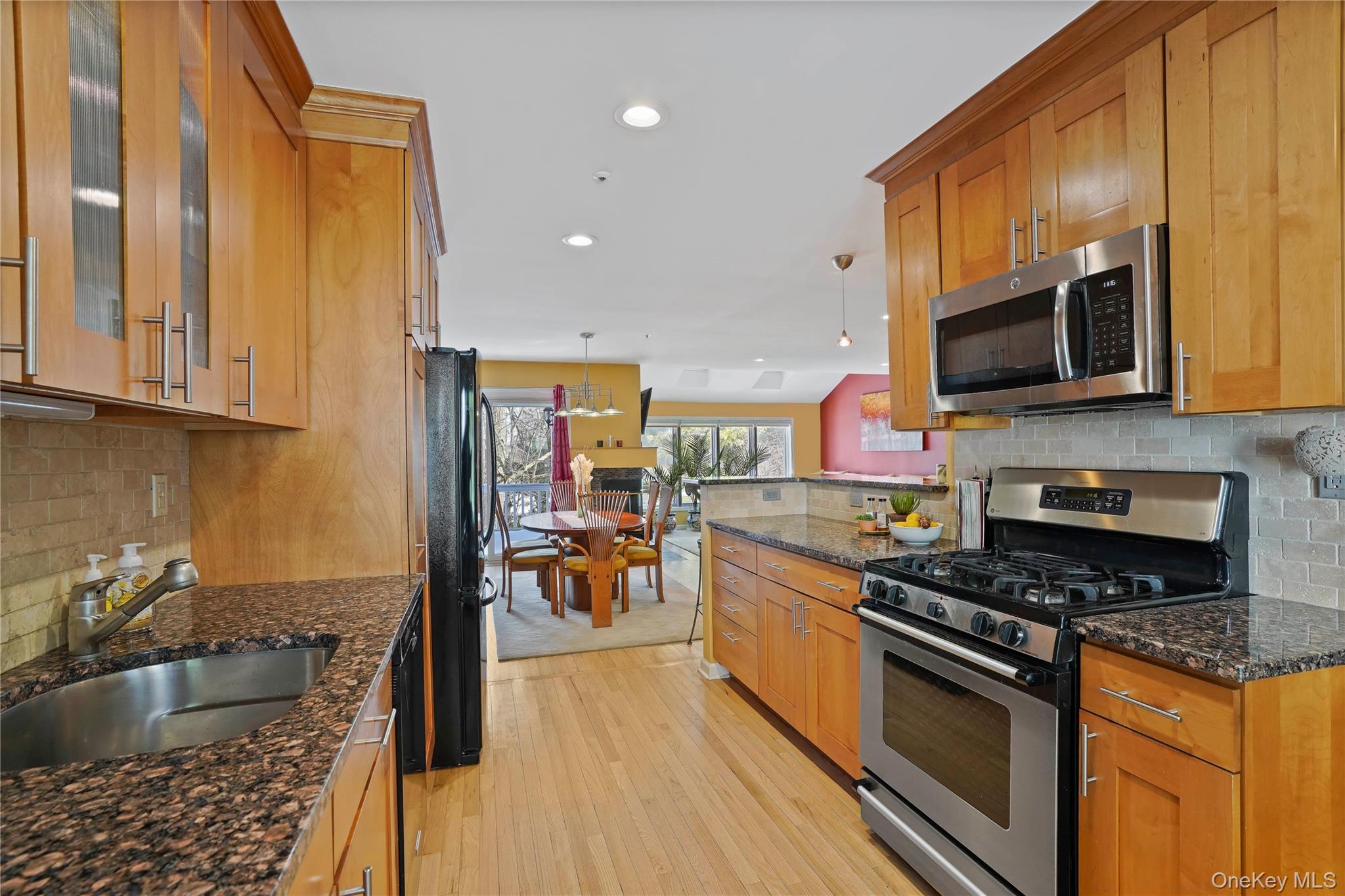 #12 photo, 6 Berrybush Lane, Hastings-on-Hudson , NY 10706