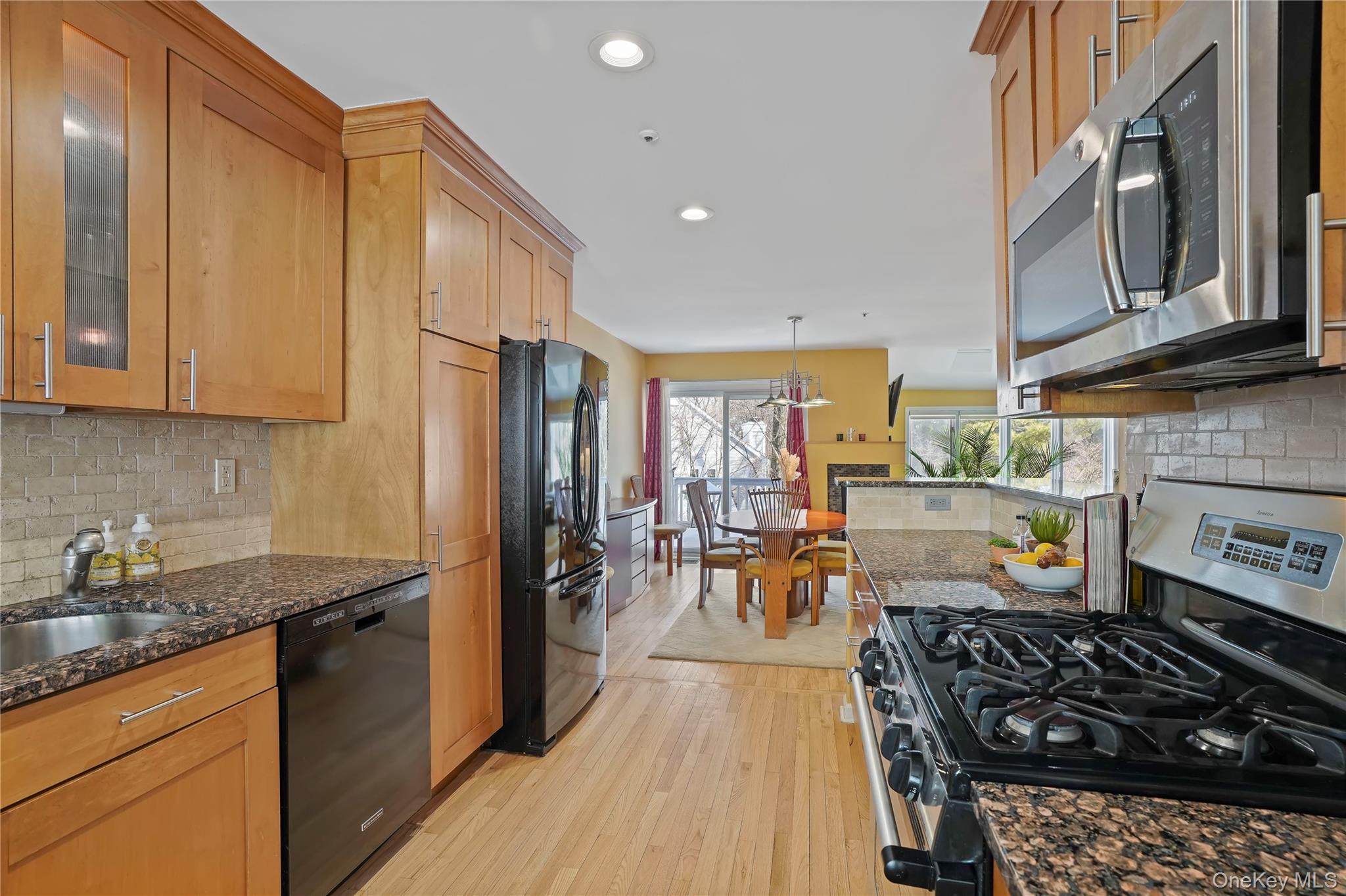 #13 photo, 6 Berrybush Lane, Hastings-on-Hudson , NY 10706