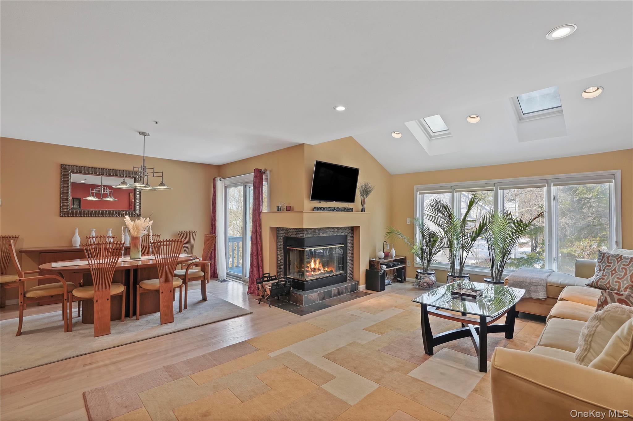 #7 photo, 6 Berrybush Lane, Hastings-on-Hudson , NY 10706