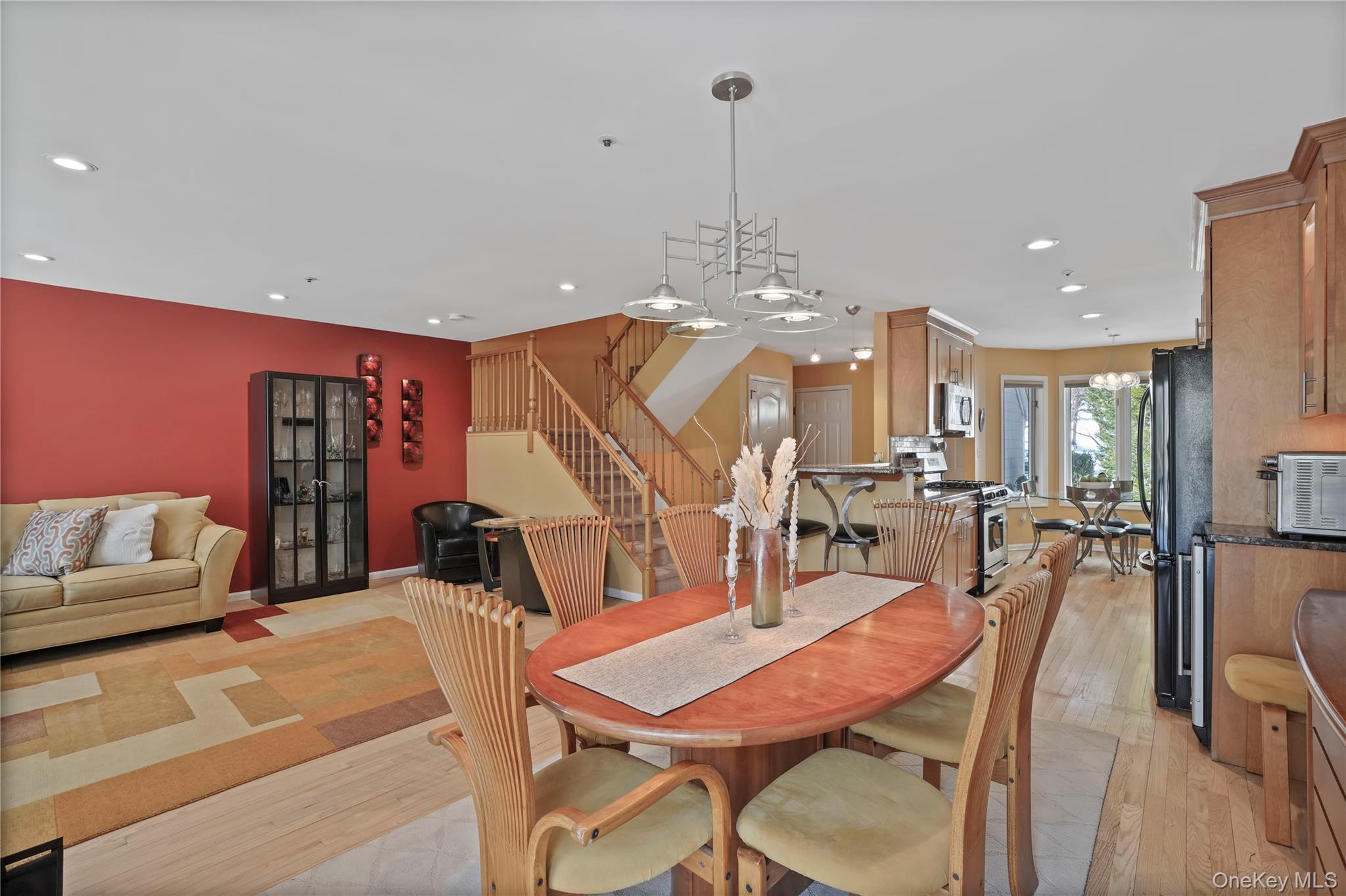 #8 photo, 6 Berrybush Lane, Hastings-on-Hudson , NY 10706