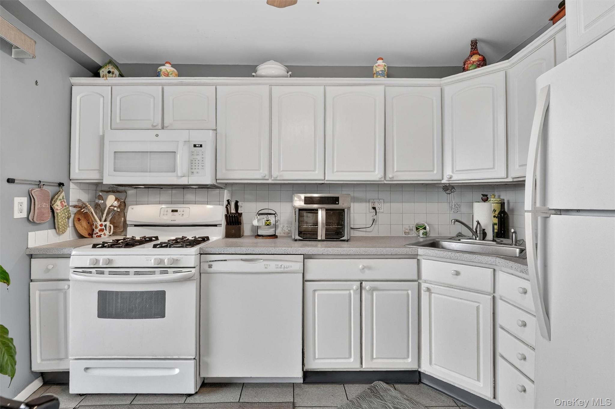 #16 photo, 25 Lake Street, White Plains , NY 10603