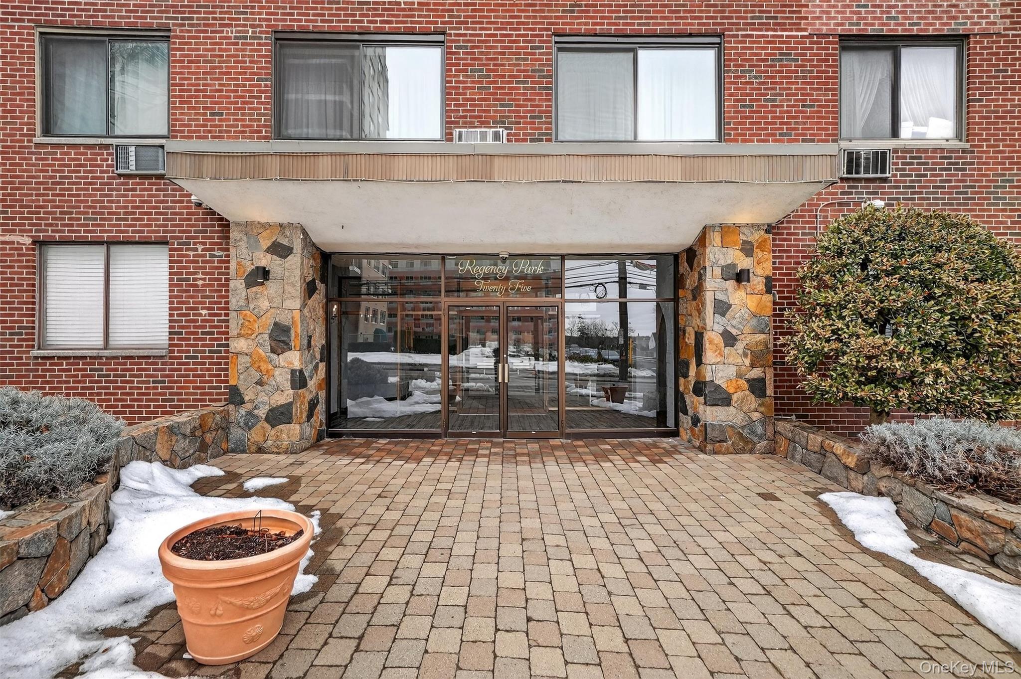 #3 photo, 25 Lake Street, White Plains , NY 10603