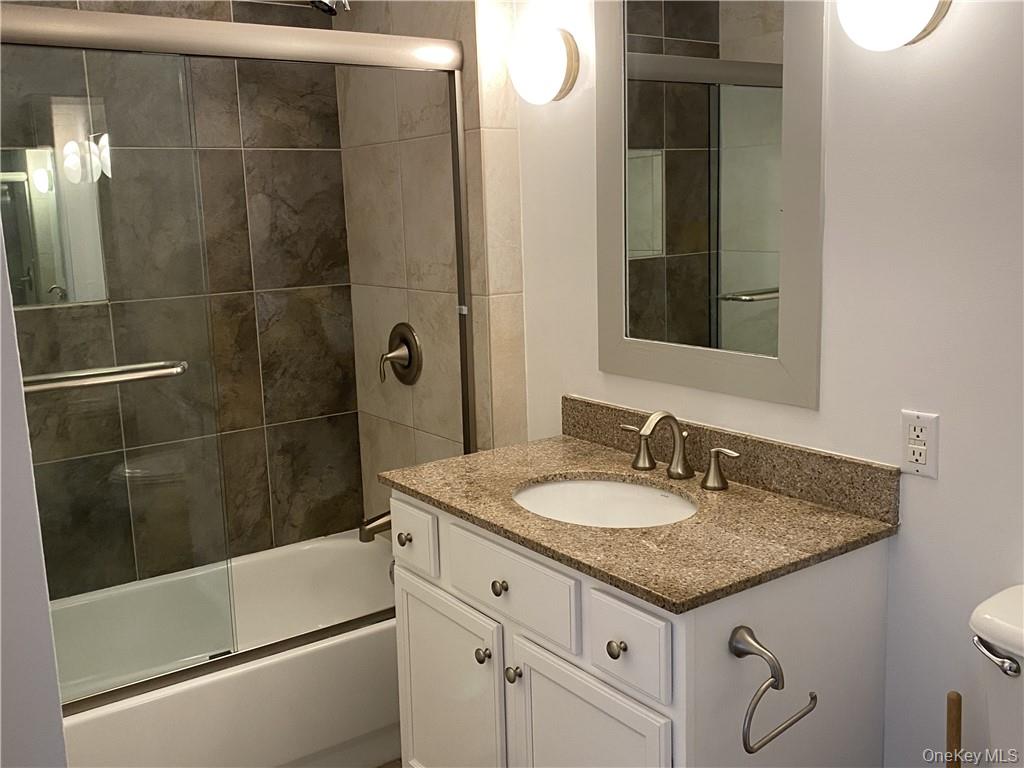 #10 photo, 1 S Astor Street, Irvington , NY 10533