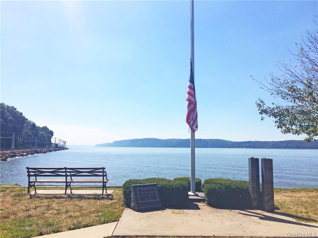 #17 photo, 1 S Astor Street, Irvington , NY 10533