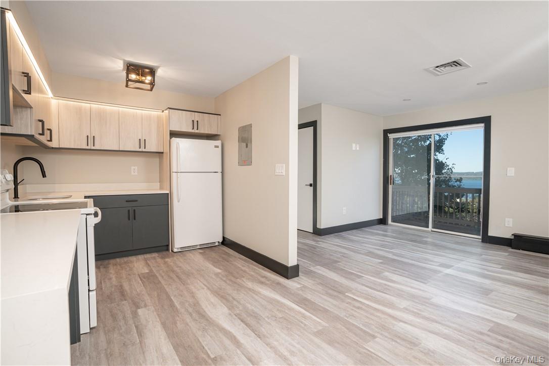 #19 photo, 8-12 S Boulevard, Nyack , NY 10960