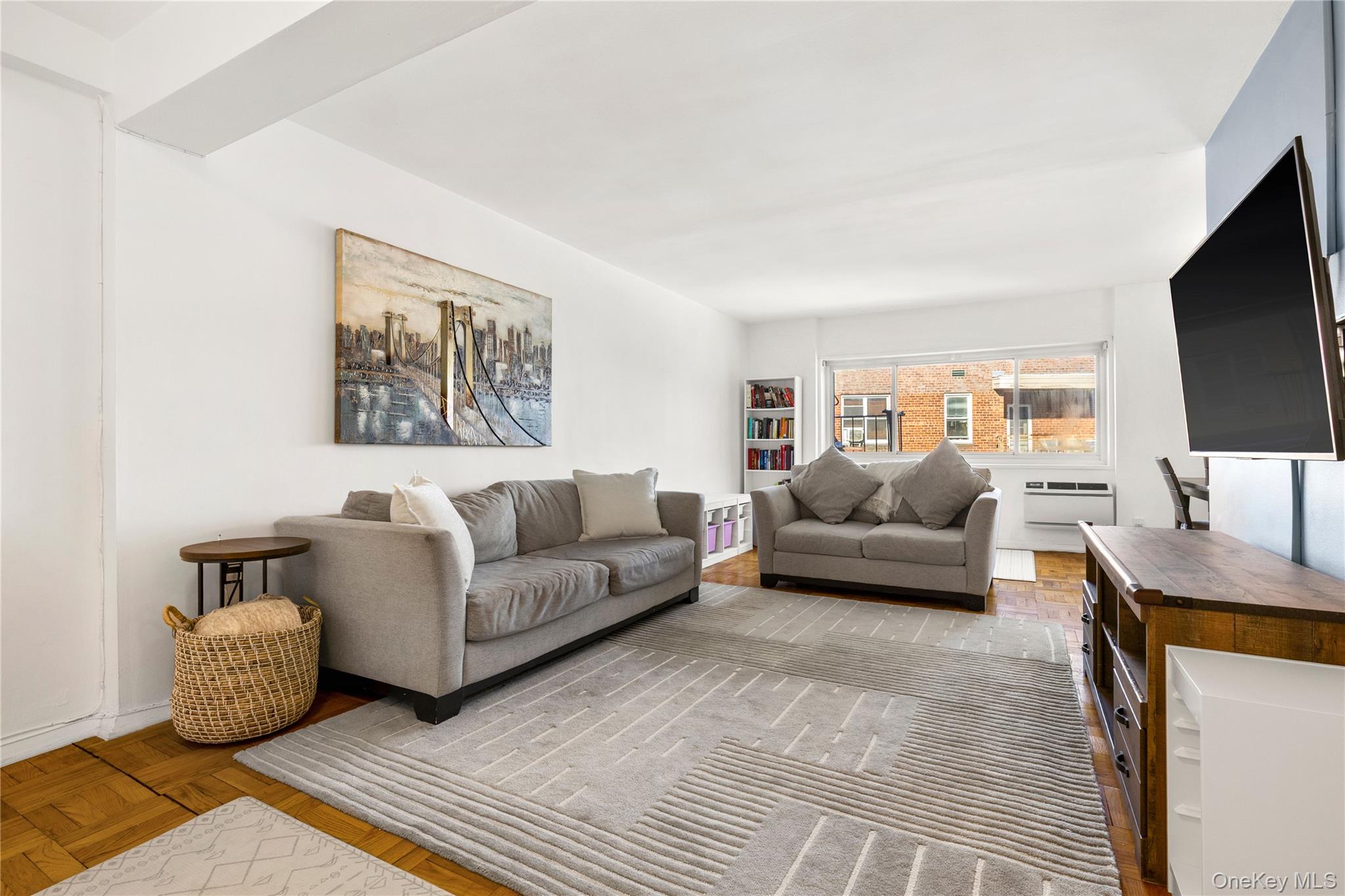 #4 photo, 45 E Hartsdale Avenue, Hartsdale , NY 10530