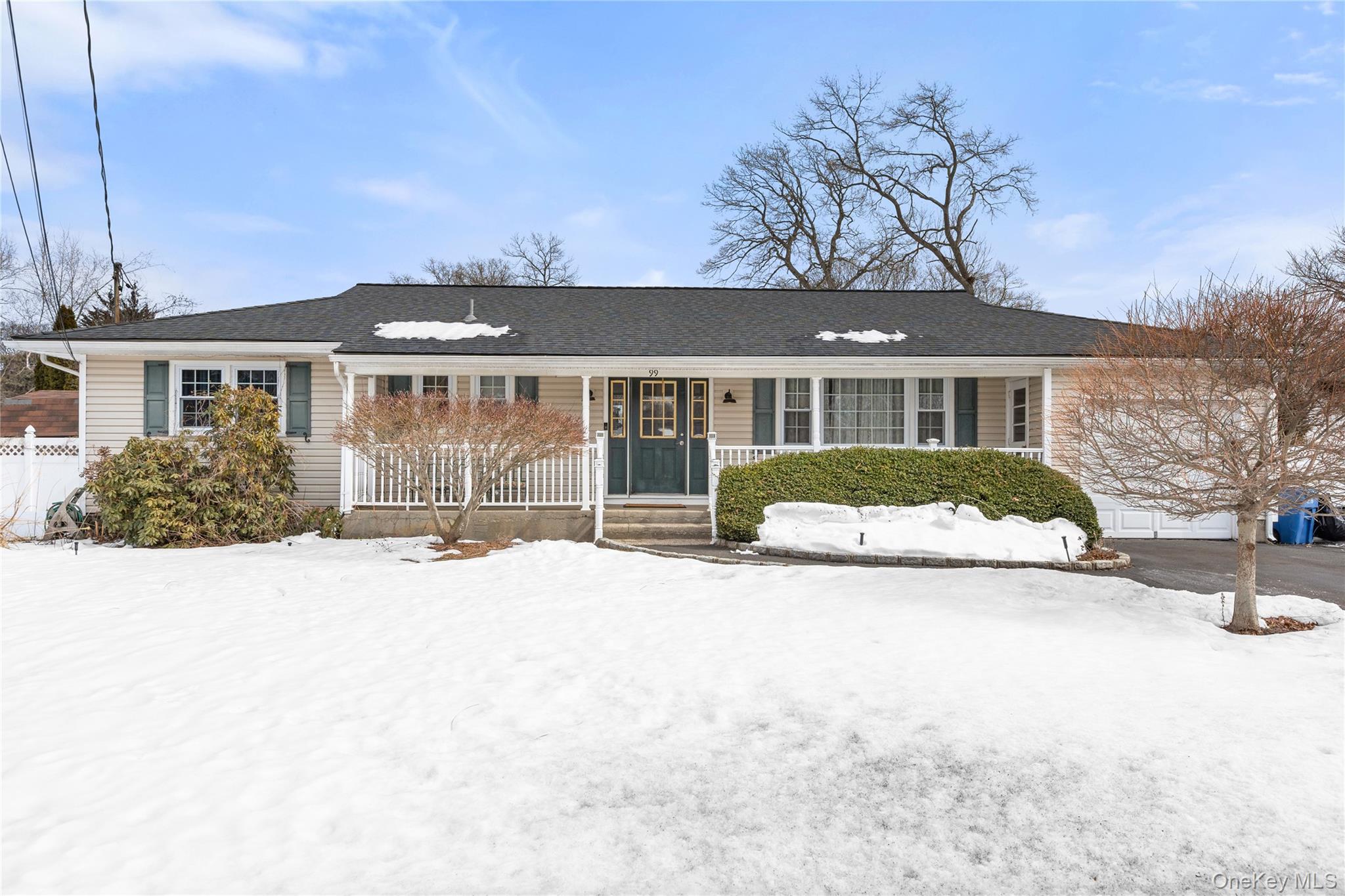 #1 photo, 99 Brunswick Road, 롱 아일랜드 Ronkonkoma , NY 11779