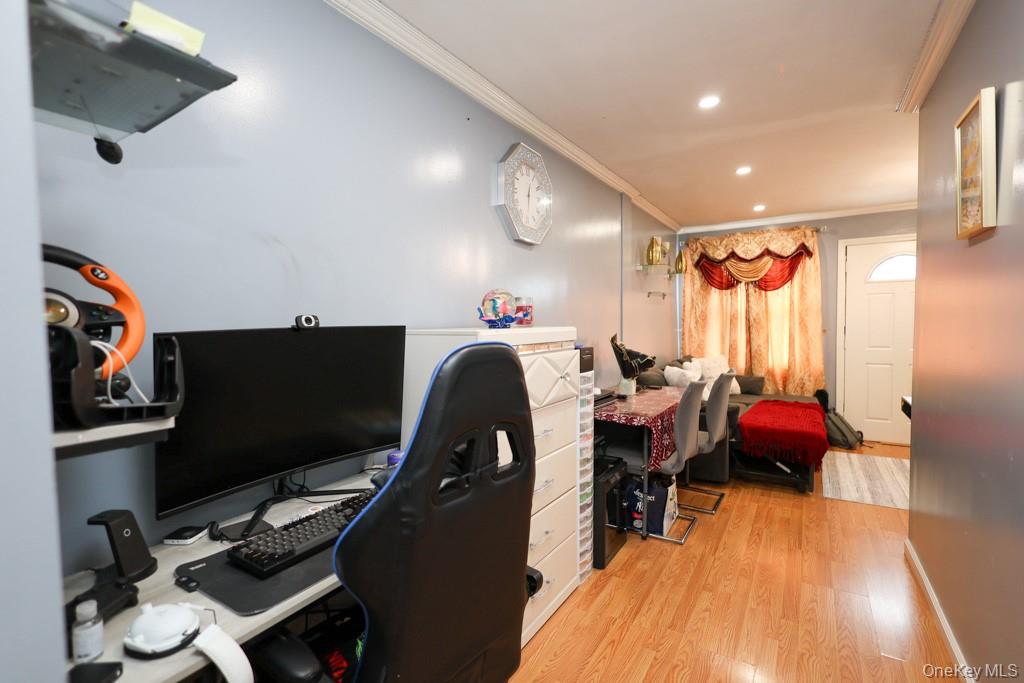 #4 photo, 108-16 107th Avenue, 뉴욕퀸즈 Richmond Hill S. , NY 11419