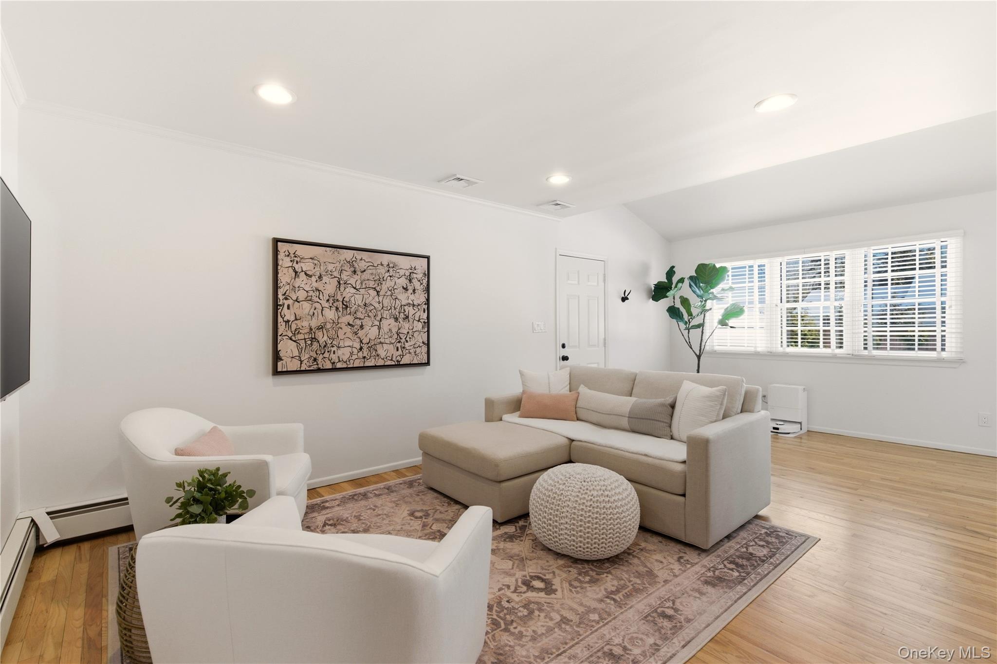 #11 photo, 180 Highland Avenue, Northport , NY 11768