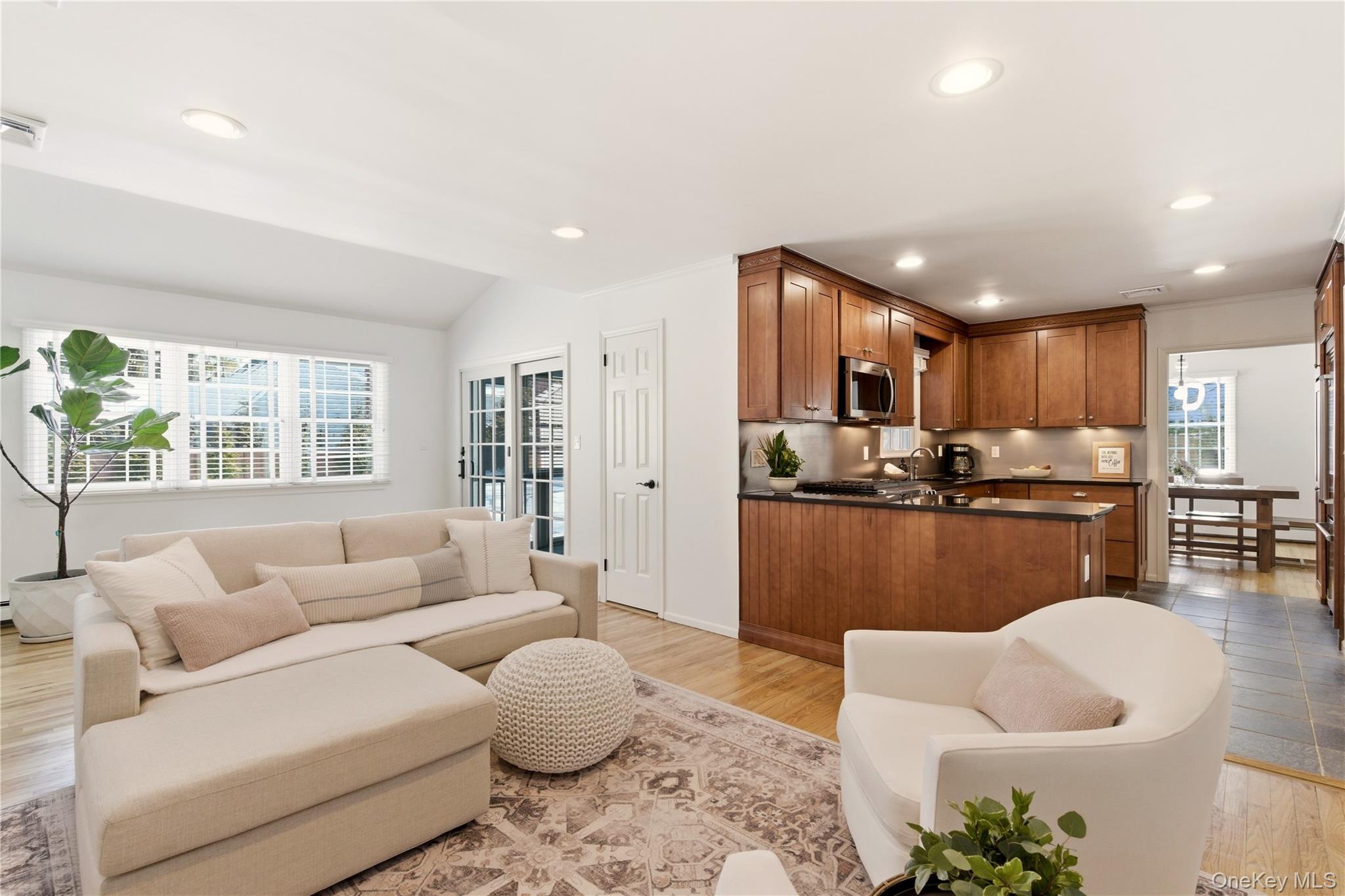 #12 photo, 180 Highland Avenue, Northport , NY 11768