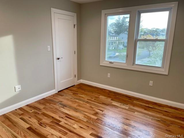 #7 photo, 101 Davison Avenue, 長島 Lynbrook , NY 11563