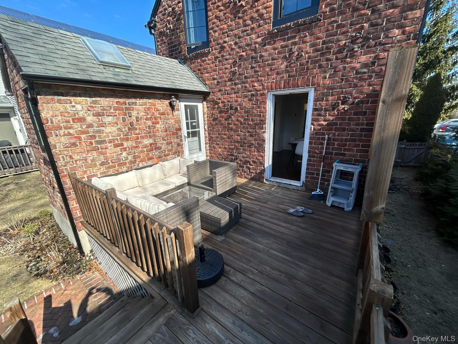 #11 photo, 17 Cottonwood Road, Port Washington , NY 11050